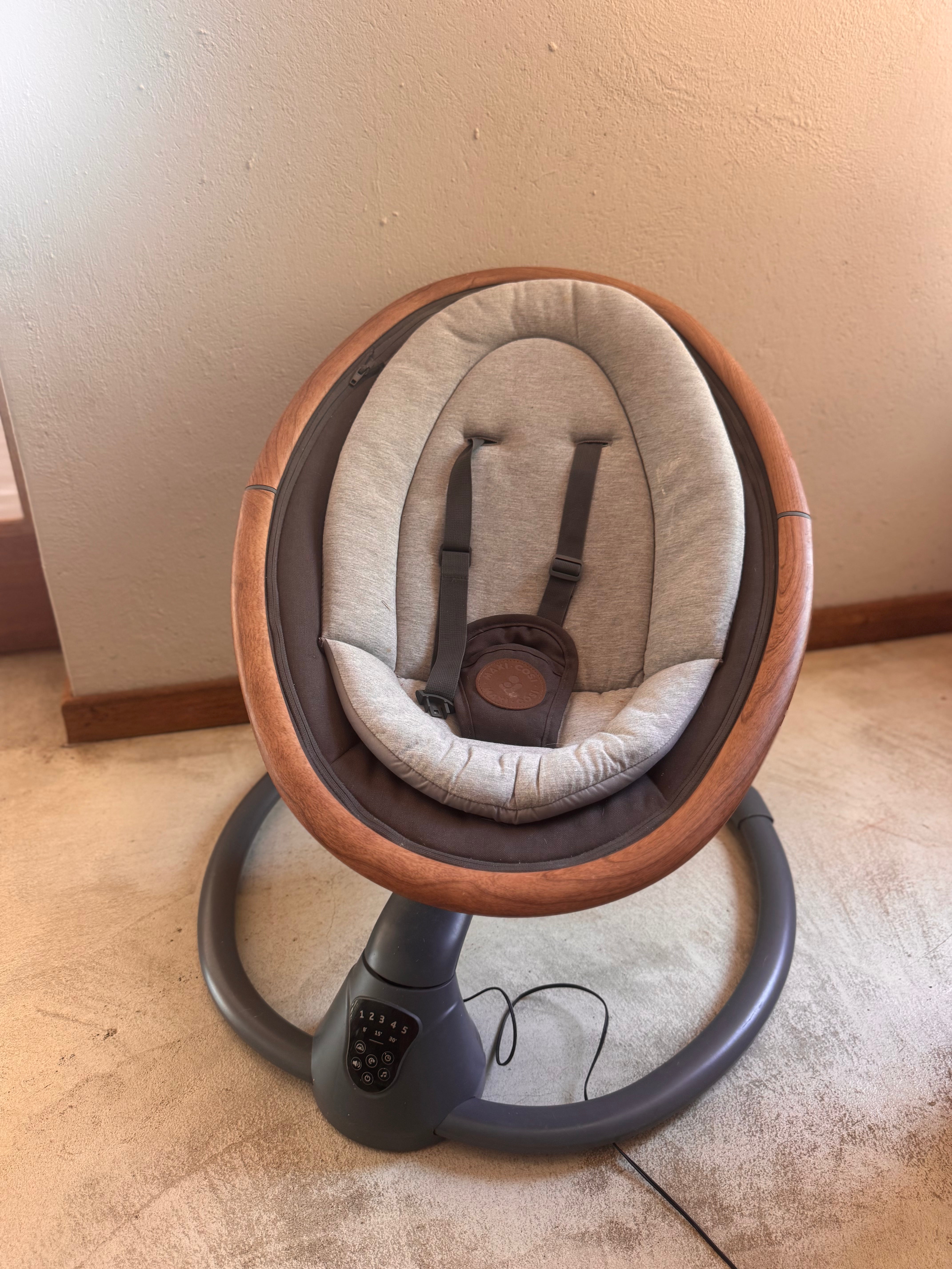 maxi-cosi cassia essential Maxi Cosi Cassia swing* – PR3LOVED