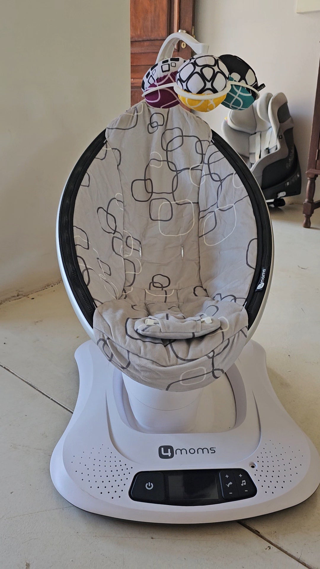 4Moms mamaRoo multi-motion baby swing* – PR3LOVED