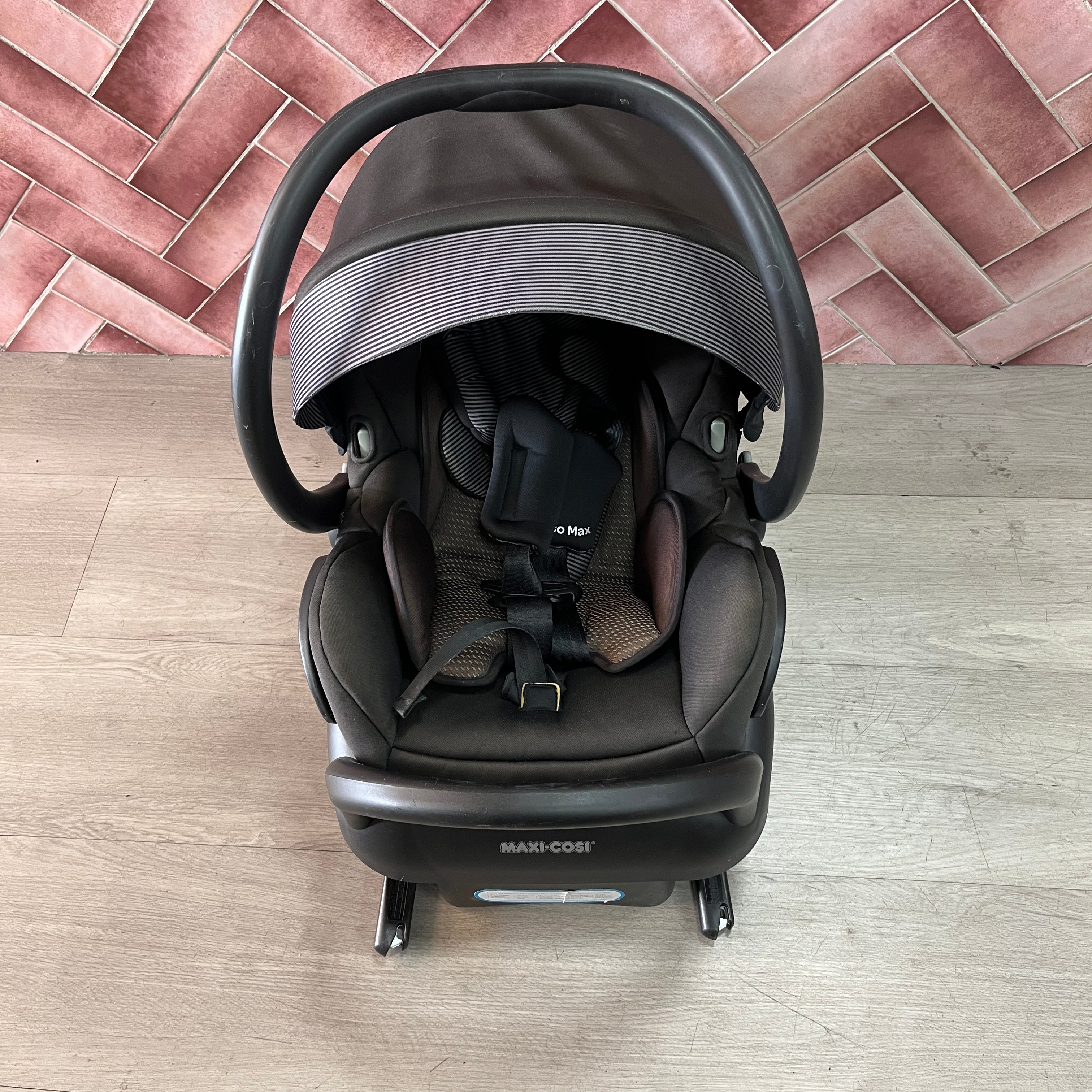 difference between maxi cosi mico 30 and max 30 Maxi-Cosi Mico Max 30 & Isofix – PR3LOVED