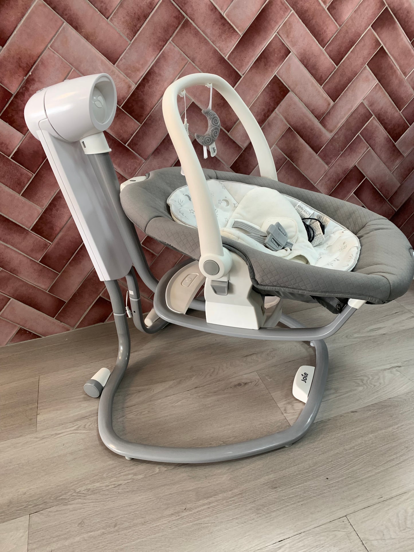 Joie Serina 2-in-1 Swing