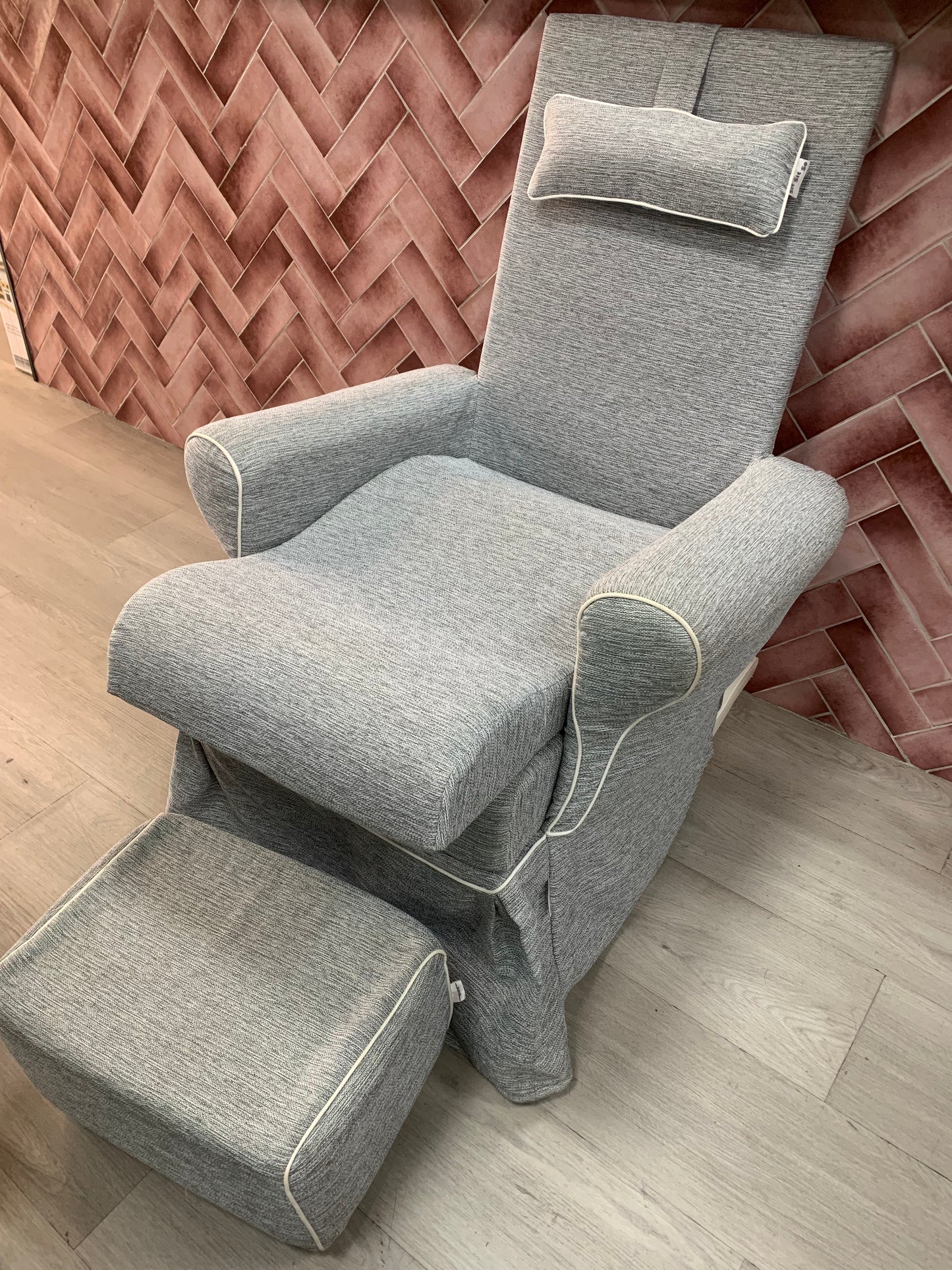 Oyster 3 Pram & Bassinet