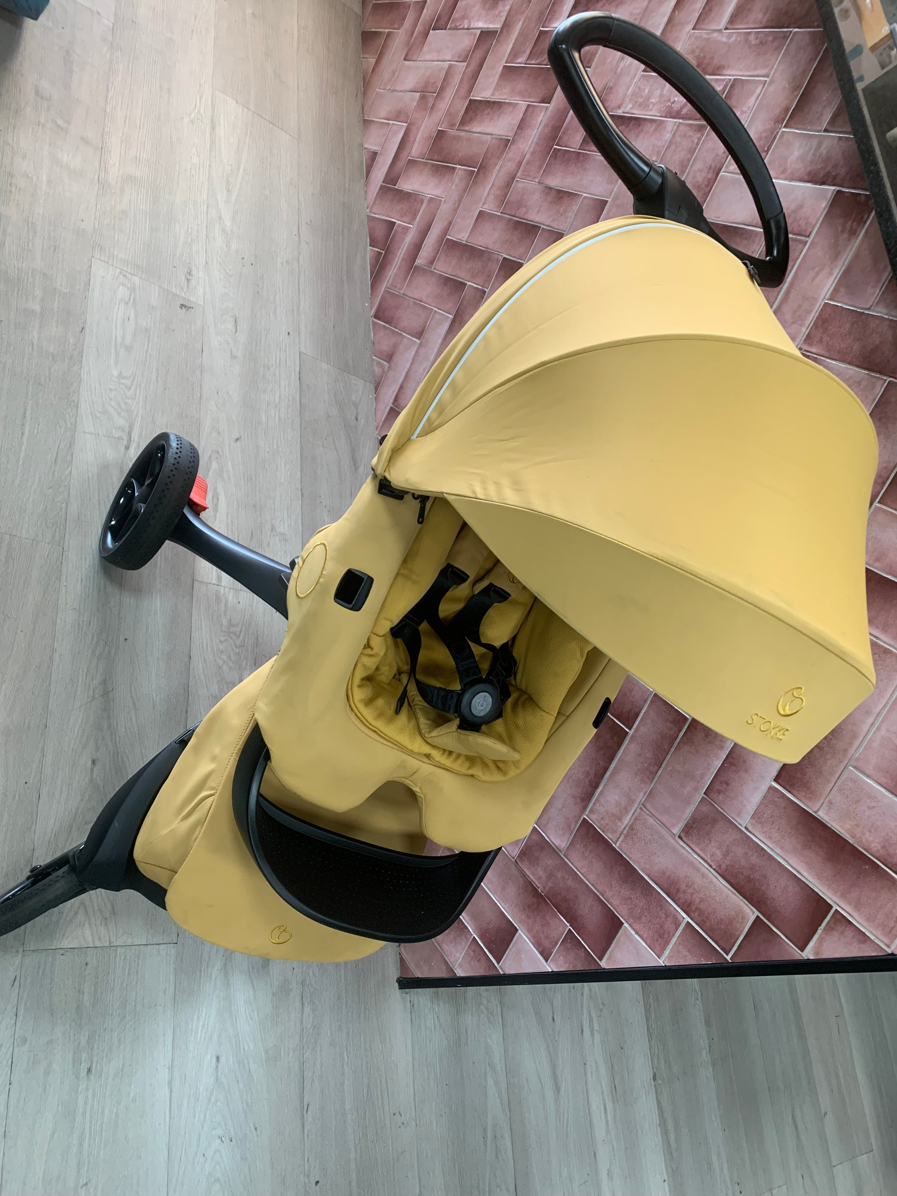 stokke golden yellow Stokke Xplory X