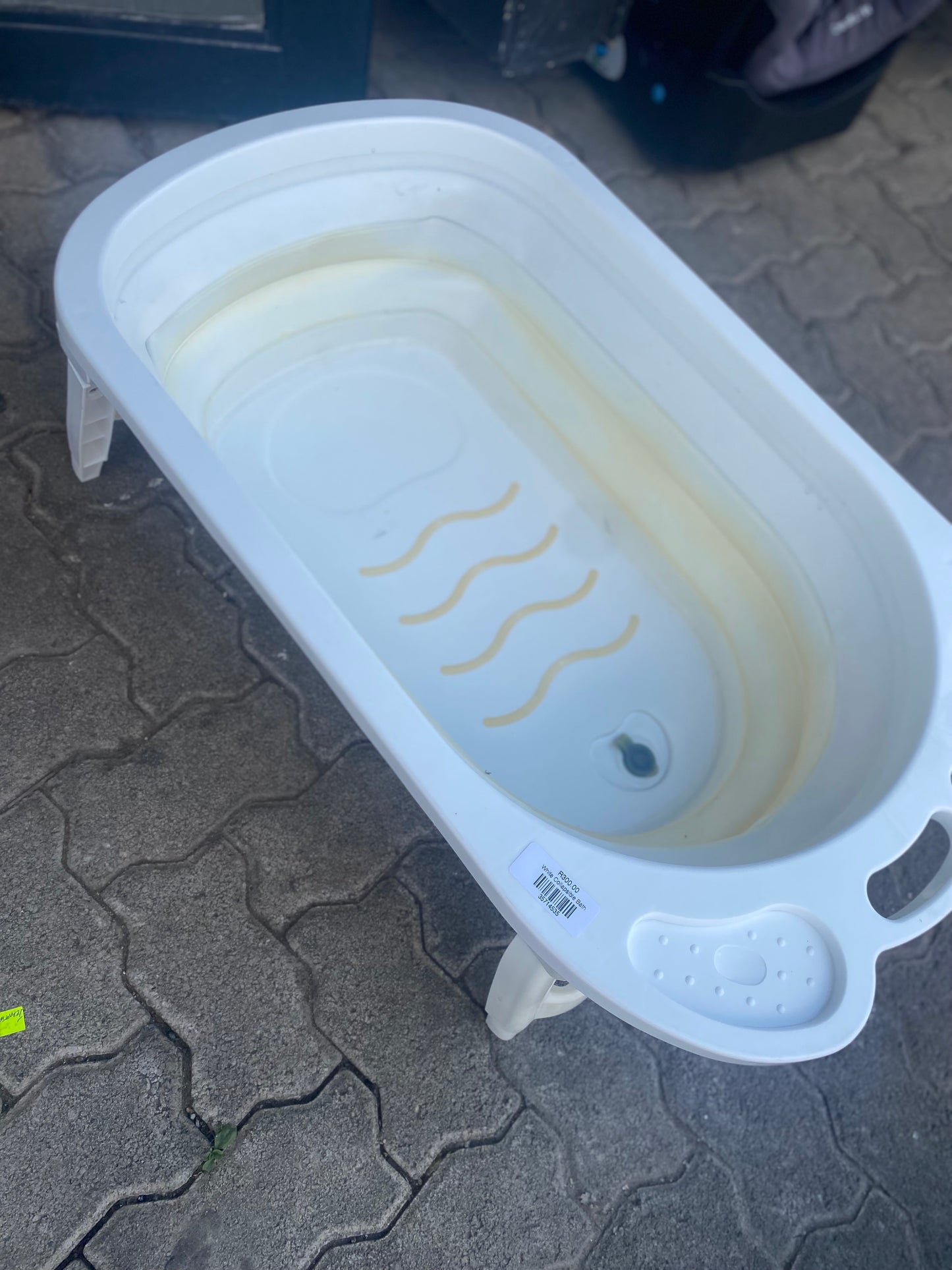 White Collapsible Bath
