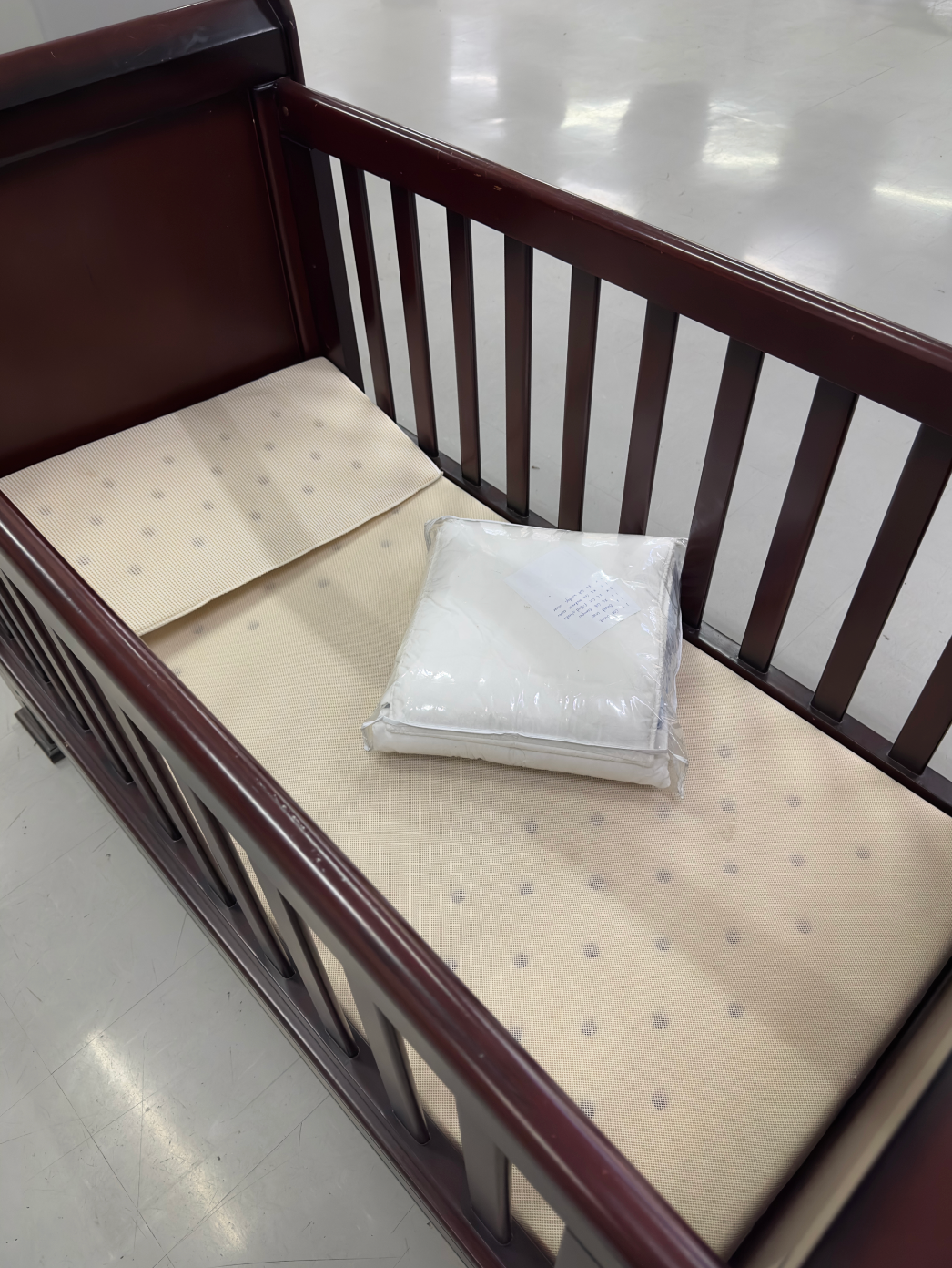 Sleigh cot with mattress sales