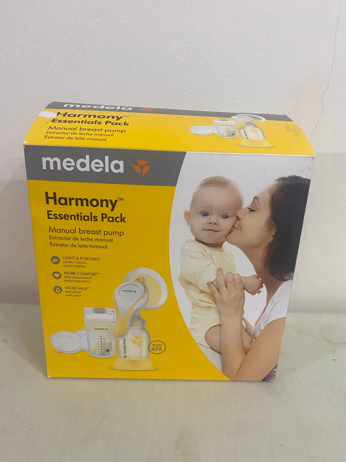 Medela Harmony Manual Breast Pump*