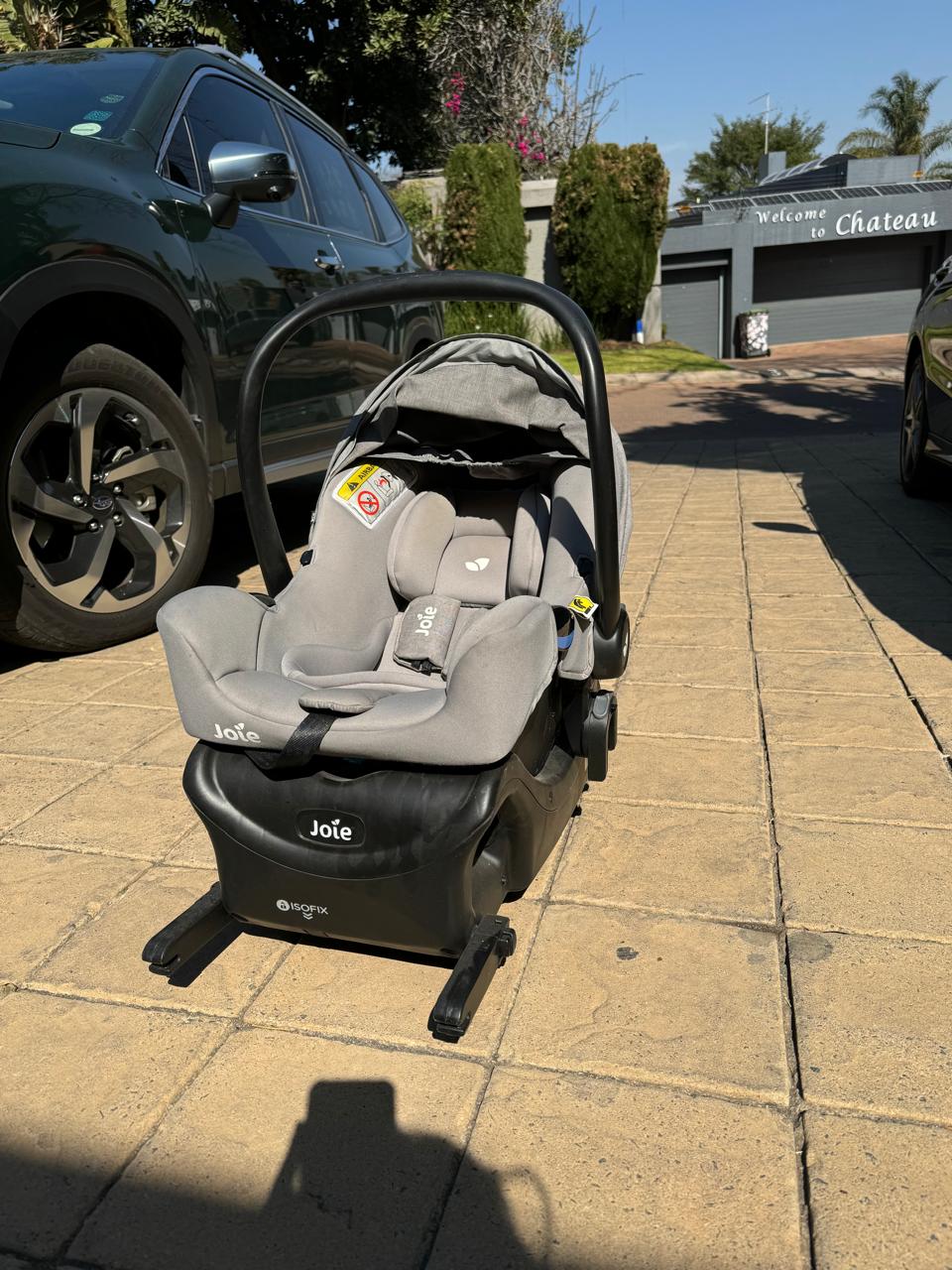 Joie i-Gemm car seat and Joie Car Seat Base*