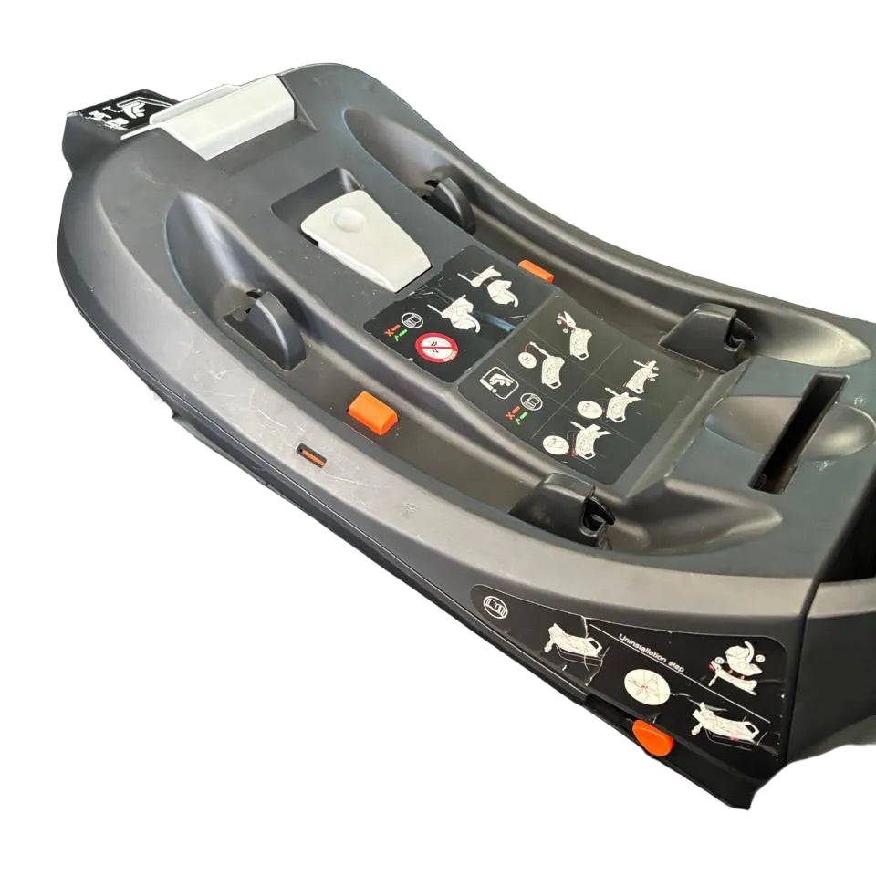 Noola iSize Car seat AND Isofix*