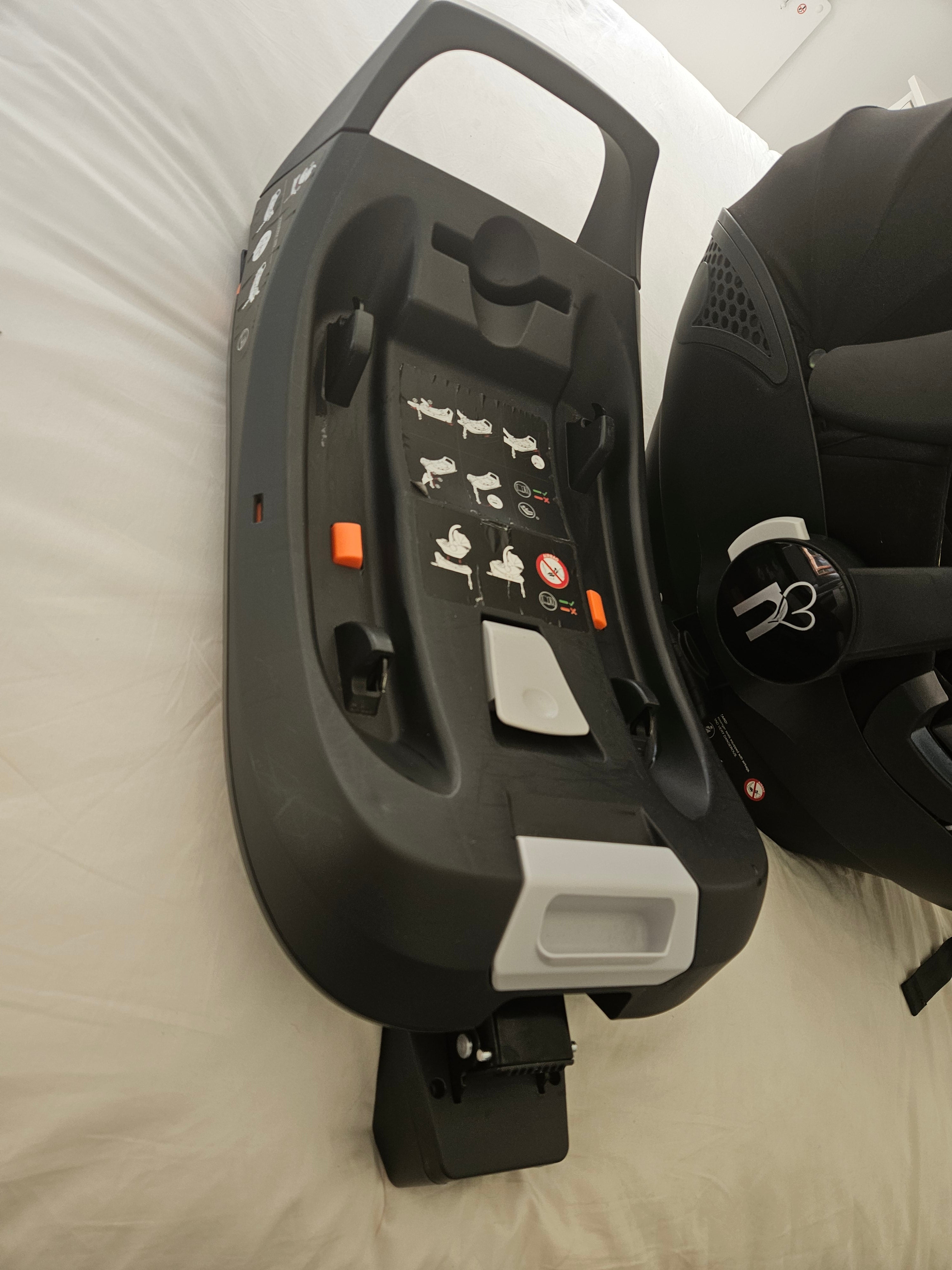 Noola shop isofix base