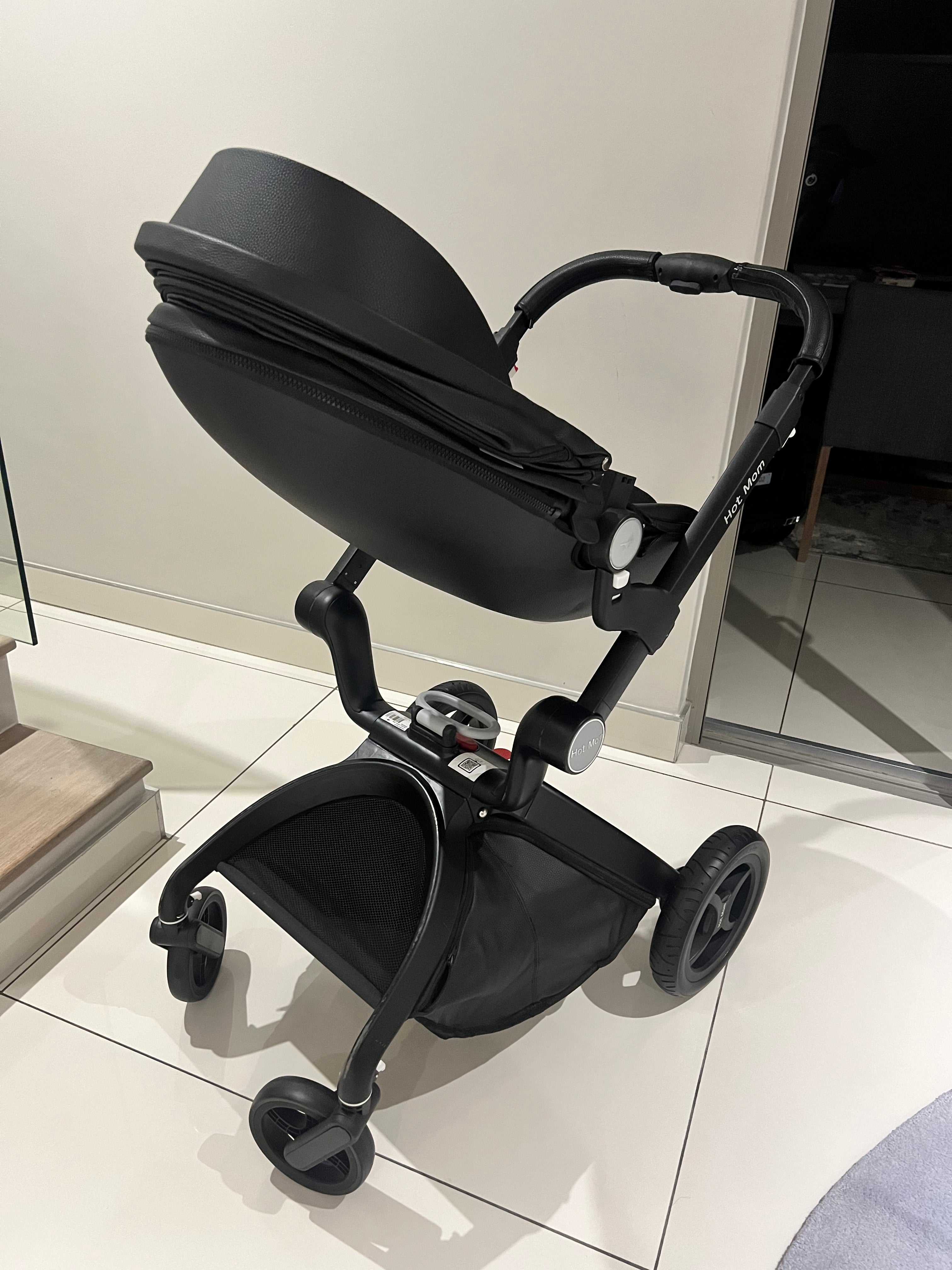 hot mom stroller black Hot Mom Pram with seat and Bassinet