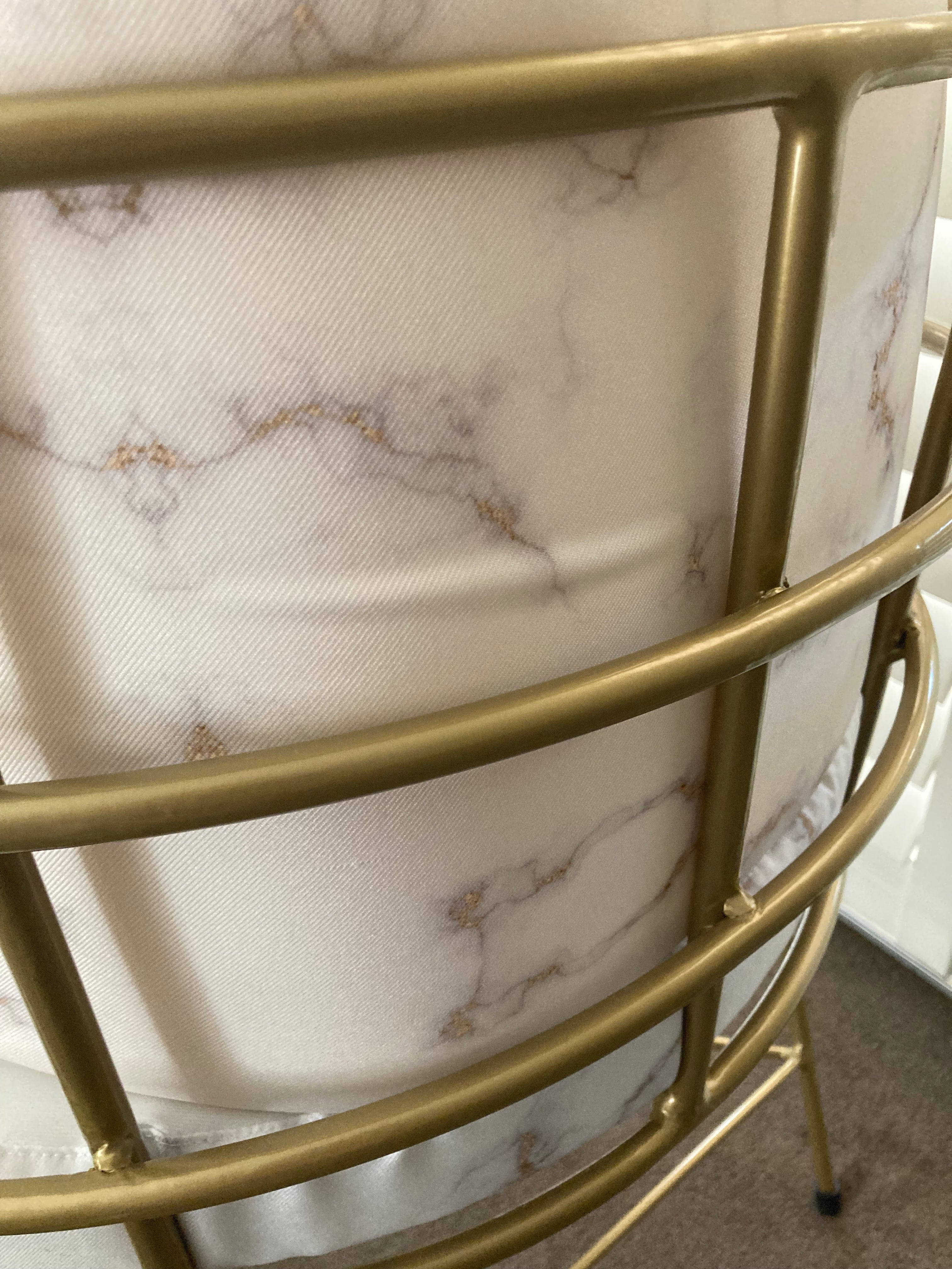 Delicious Monster Grand stand (Gold) / Marble white