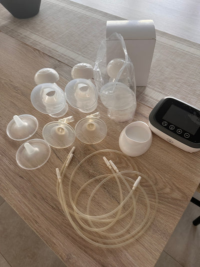 BabyWombWorld Double Electric Breast Pump*