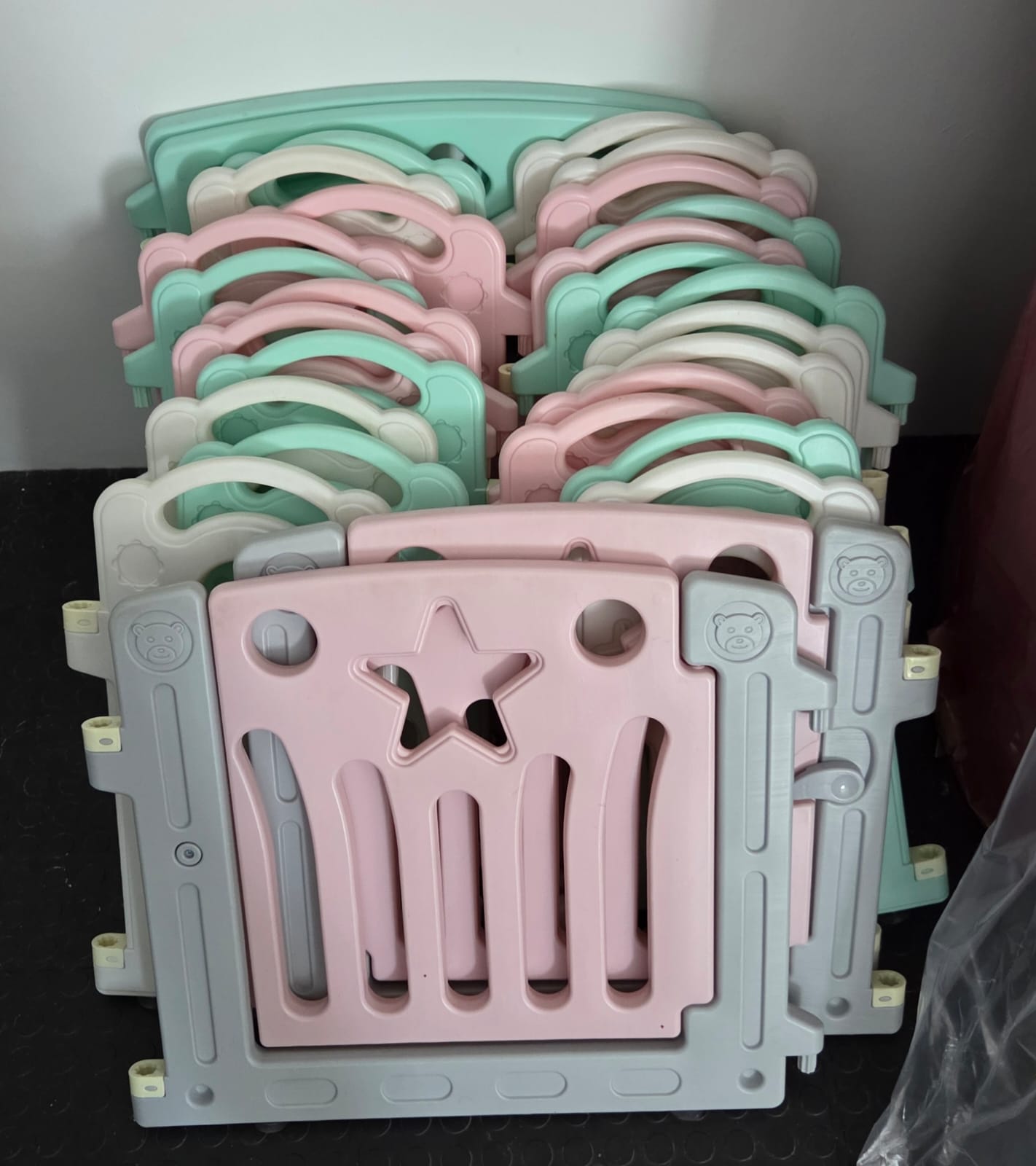 Toddler Playpen 28 Pieces*