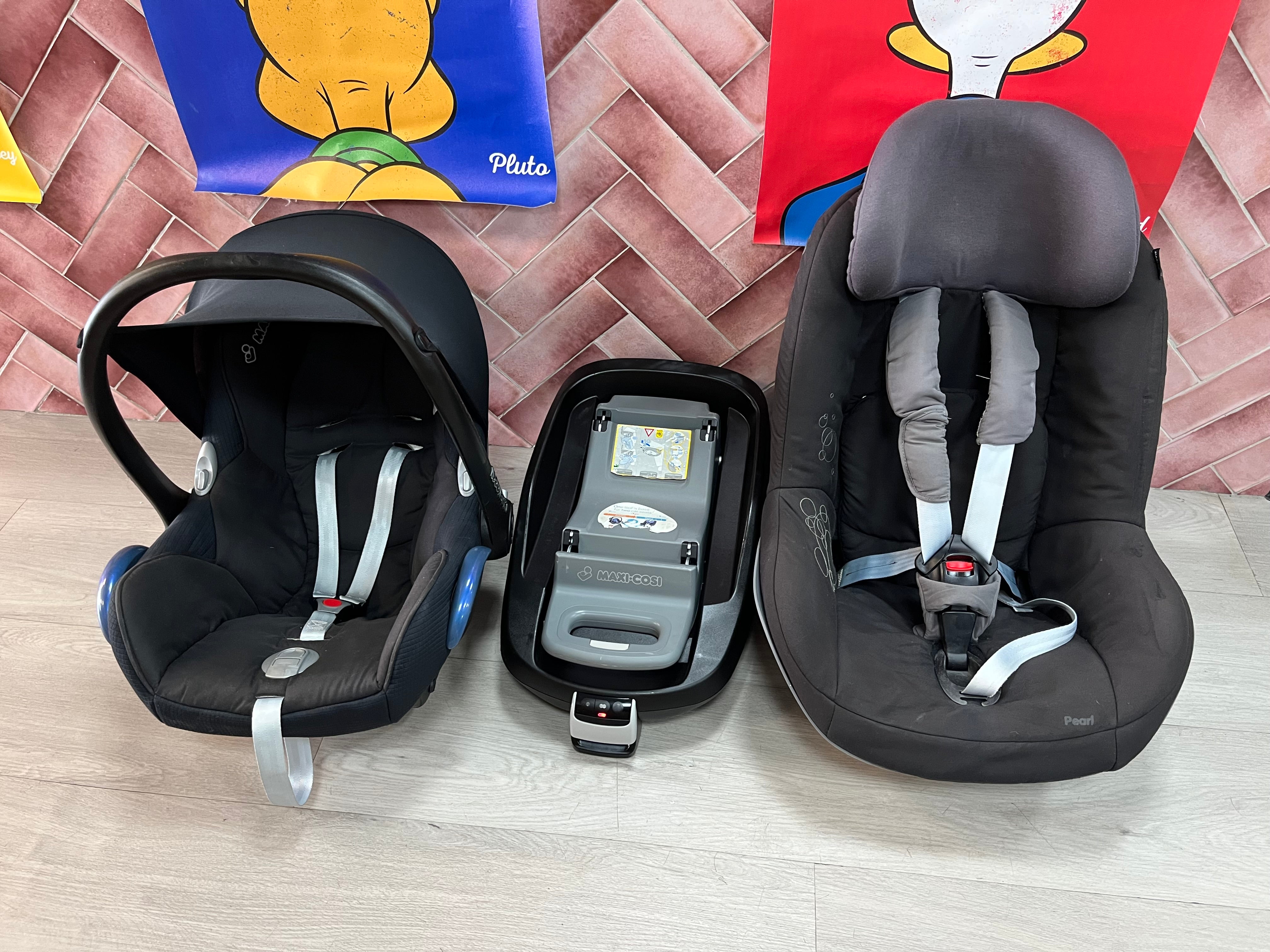 Maxi-Cosi Pearl with Cabriofix infant Carseat and Familyfix Base - COMBO*