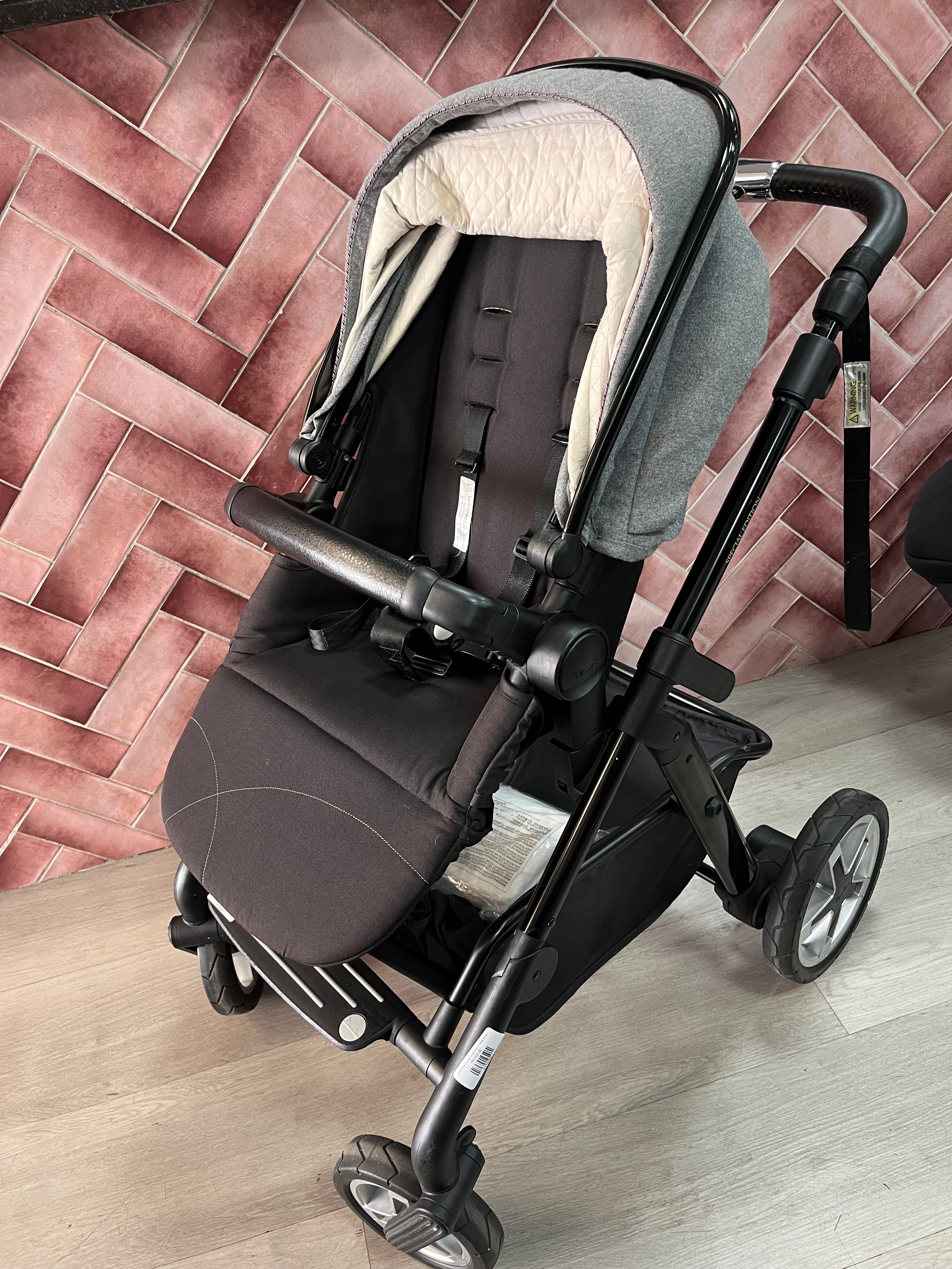 Silver Cross Pioneer Limited Edition Travel System