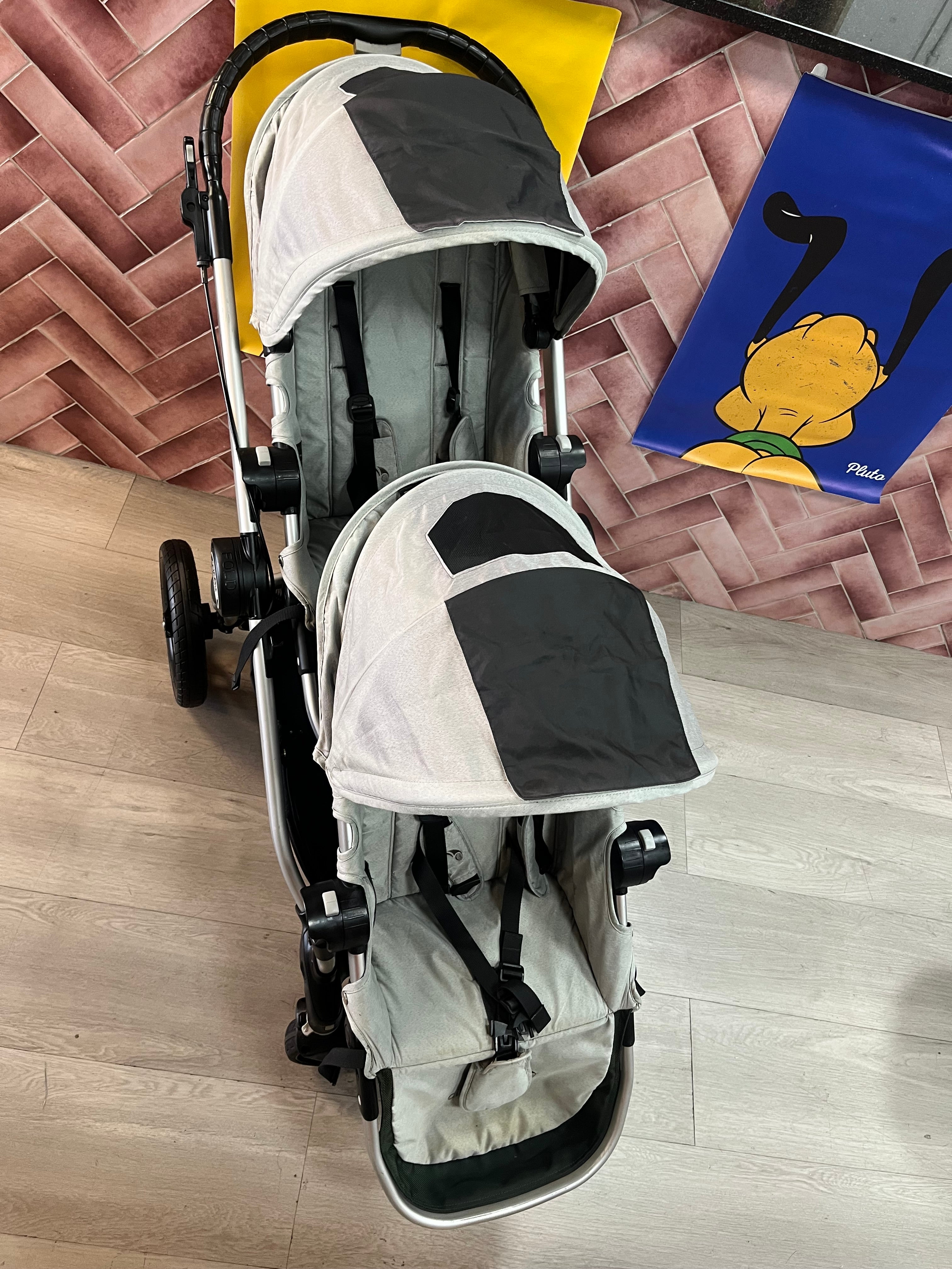 City Select by Baby Jogger Twin Pram + Bassinet
