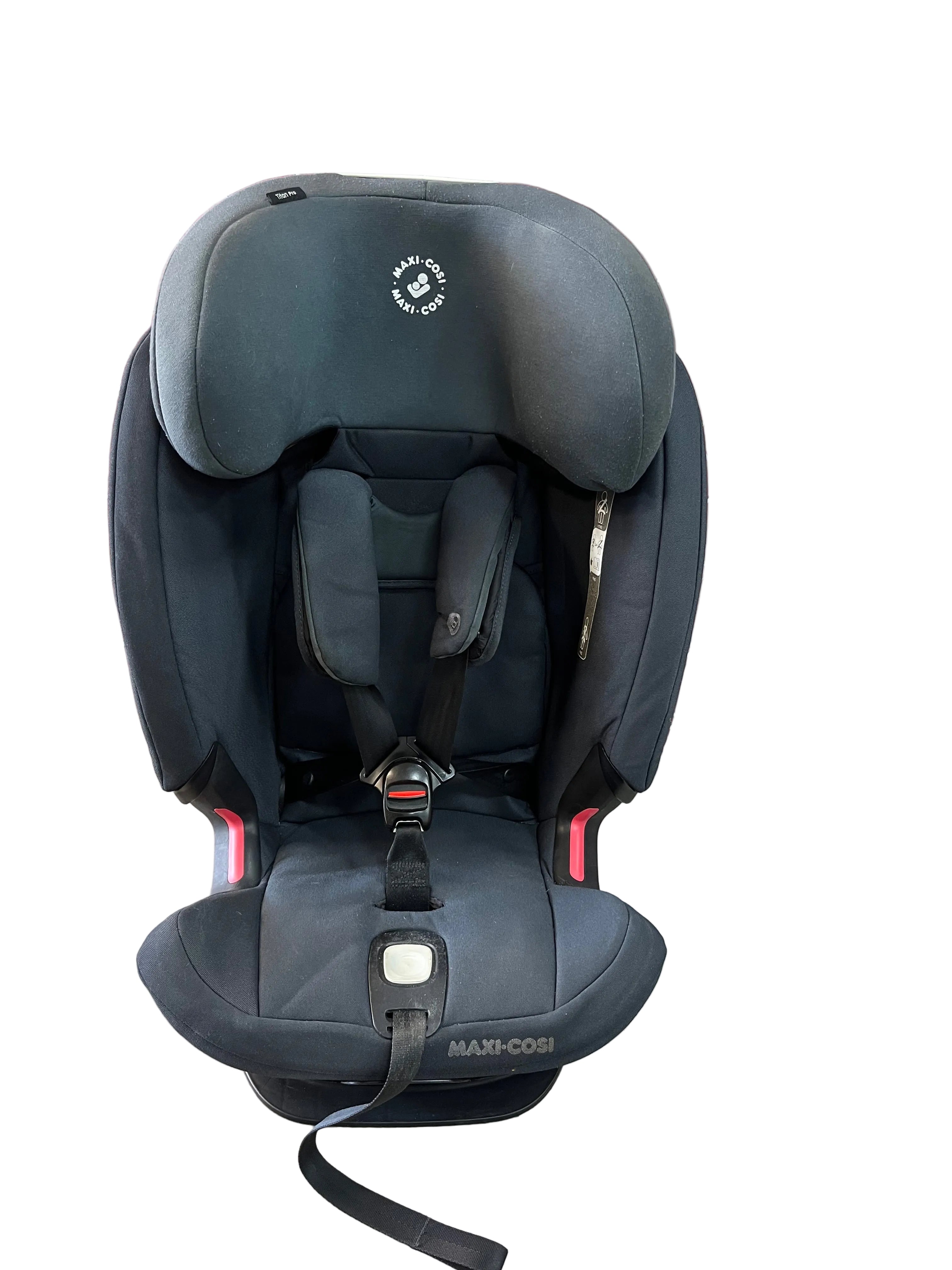 Maxi Cosi Titan Pro Car seat