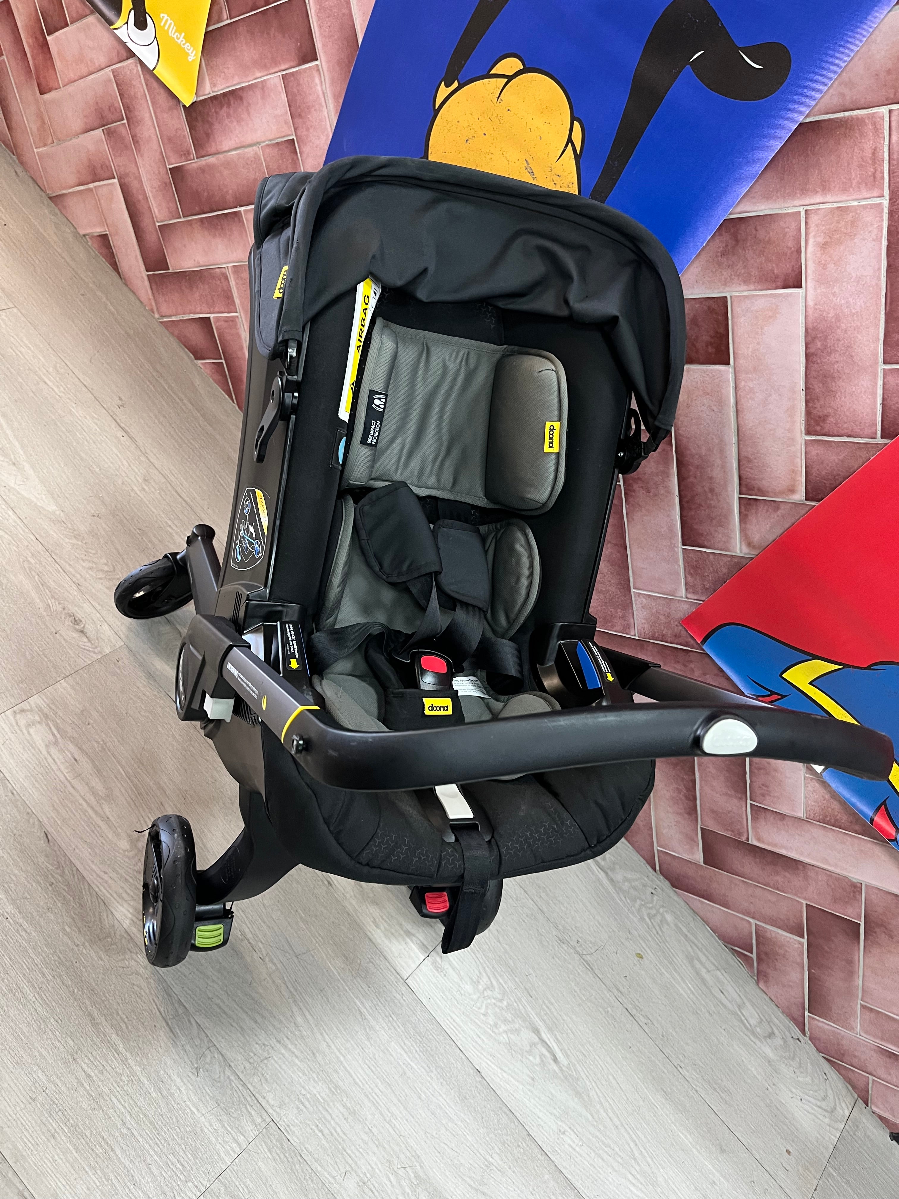 Doona Carseat/Stroller - Black*