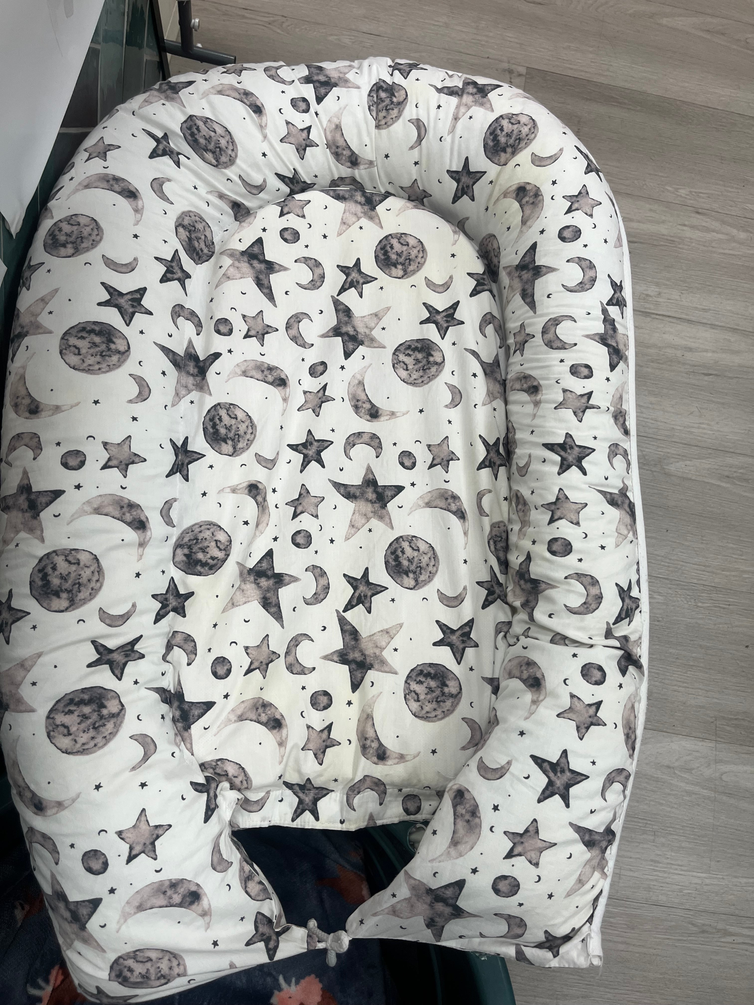 Delicious Monster Pod - Moon & Stars