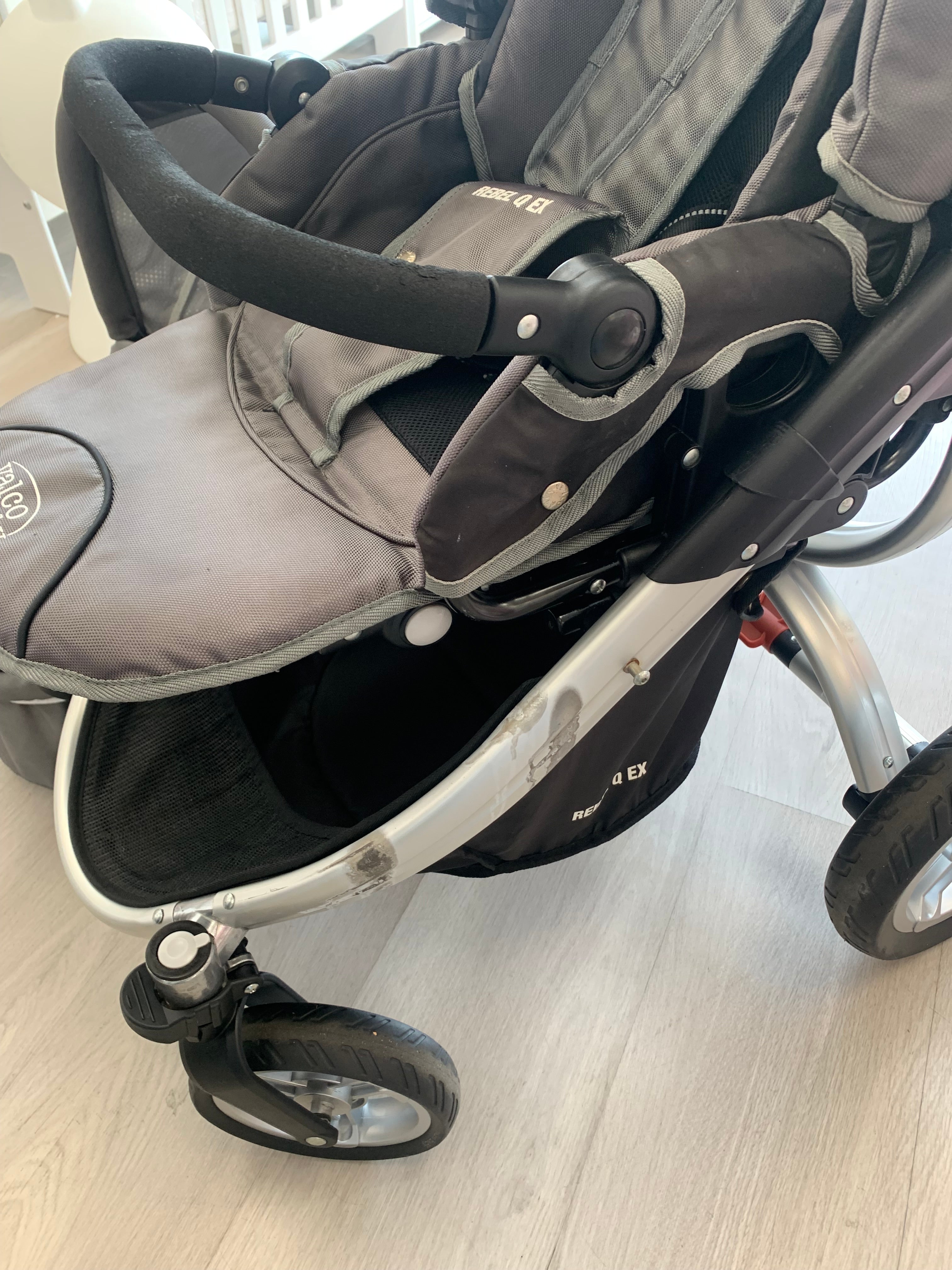 Valco Baby Rebel Q Pram