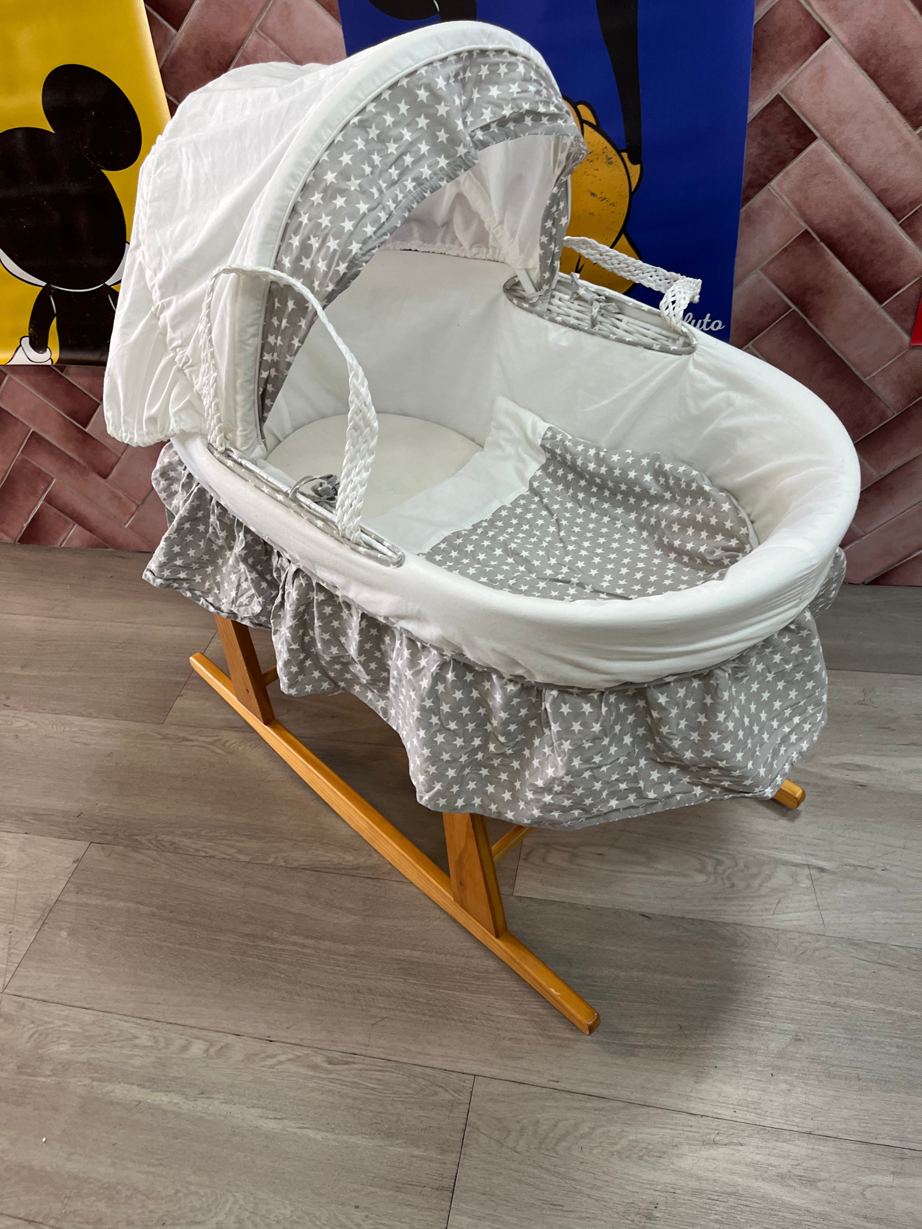 Snuggletime Moses Basket & Stand