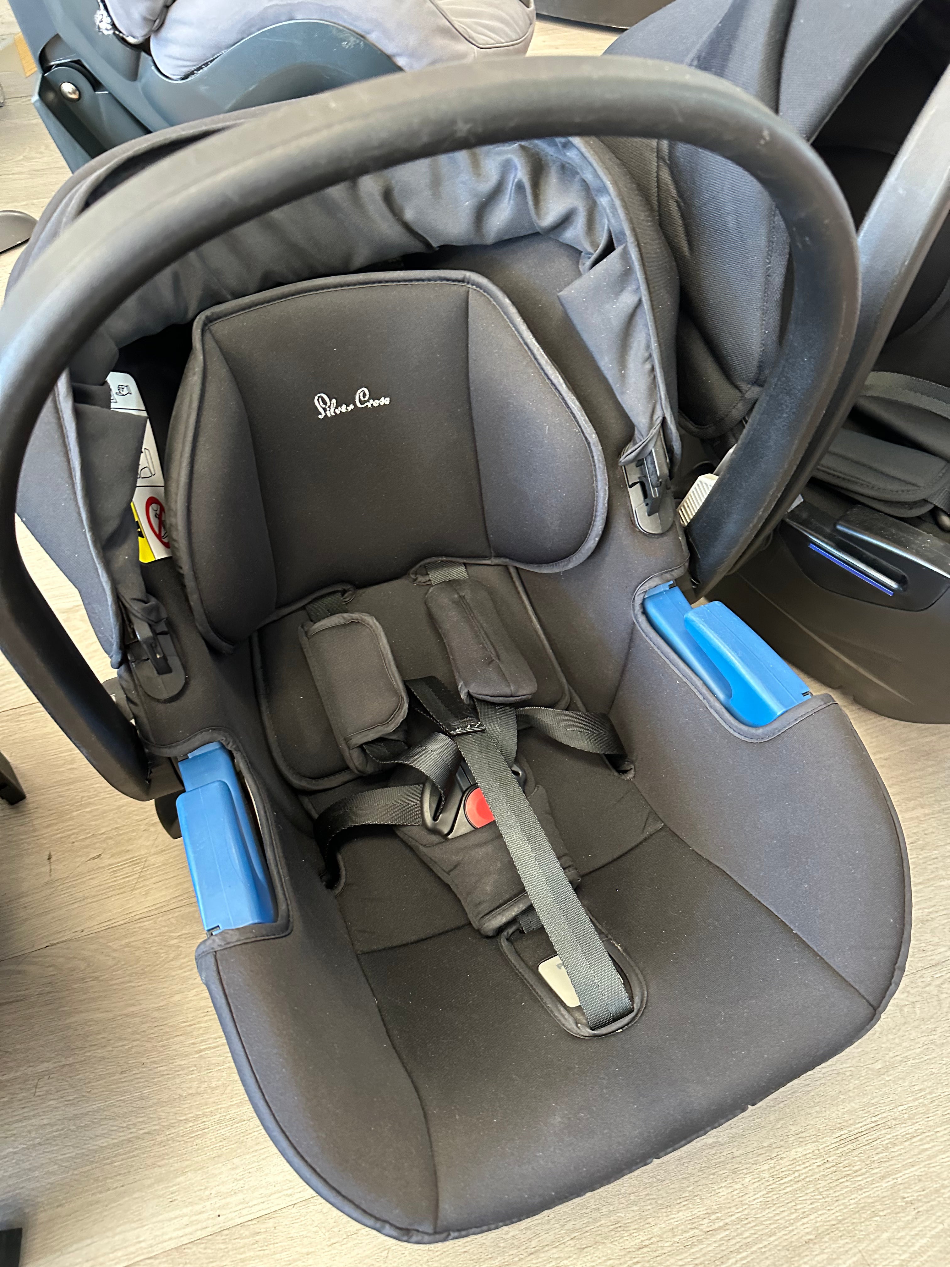 Silver cross simplicity car seat newborn deals