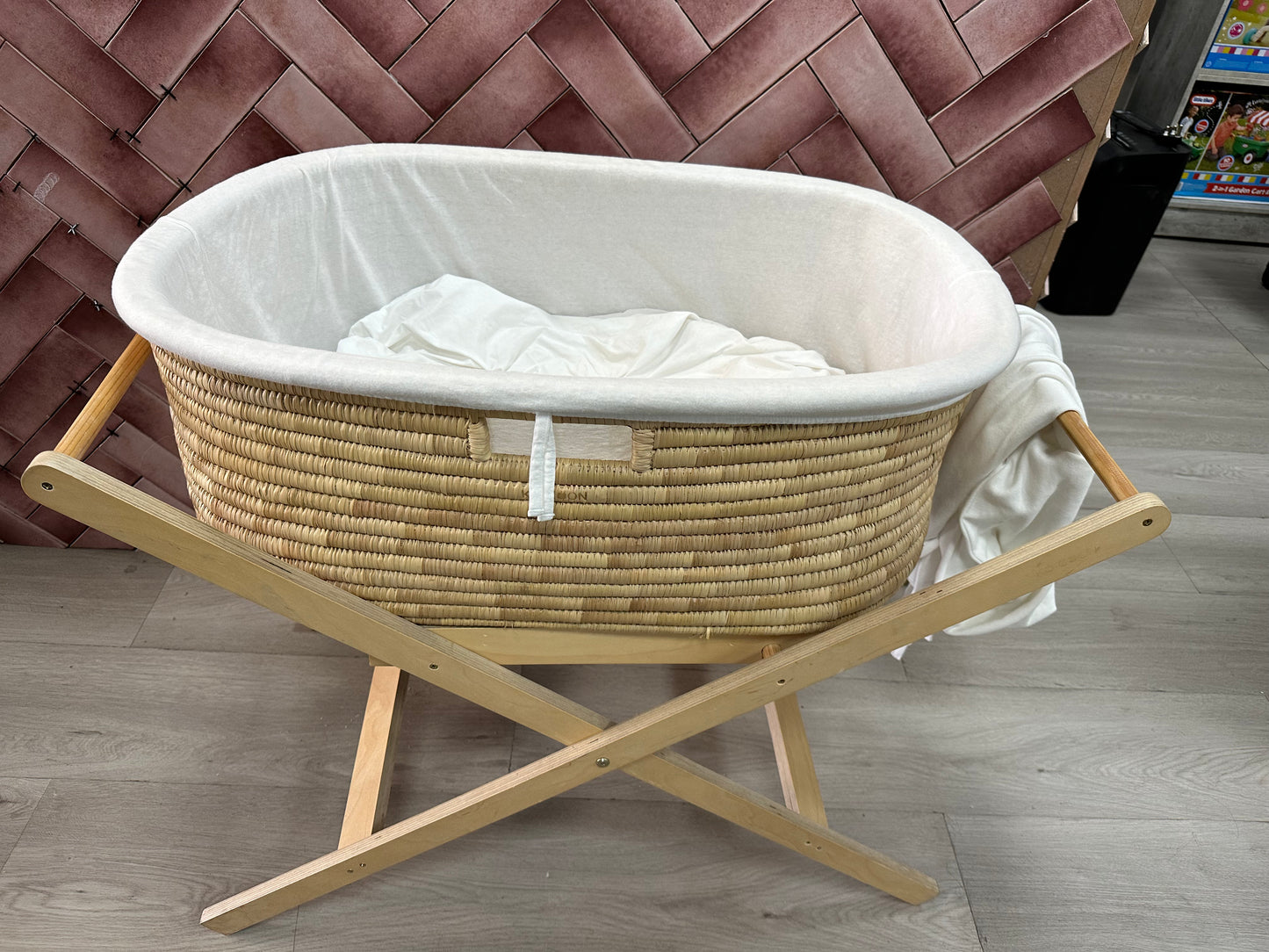 Ko-coon Moses Basket & Stand