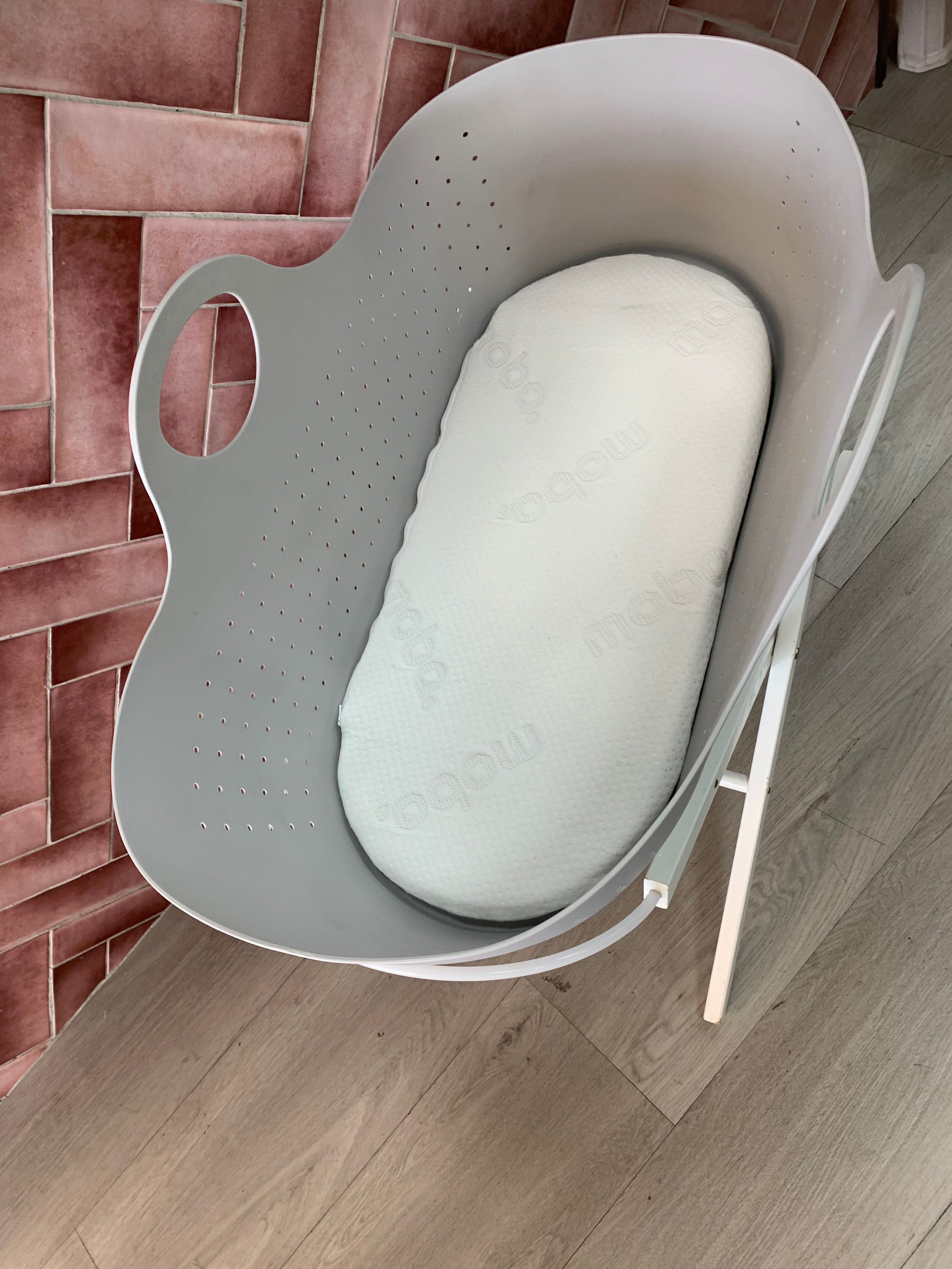Moba Bassinet Moses Basket in Grey With White Rocking Stand PR3LOVED