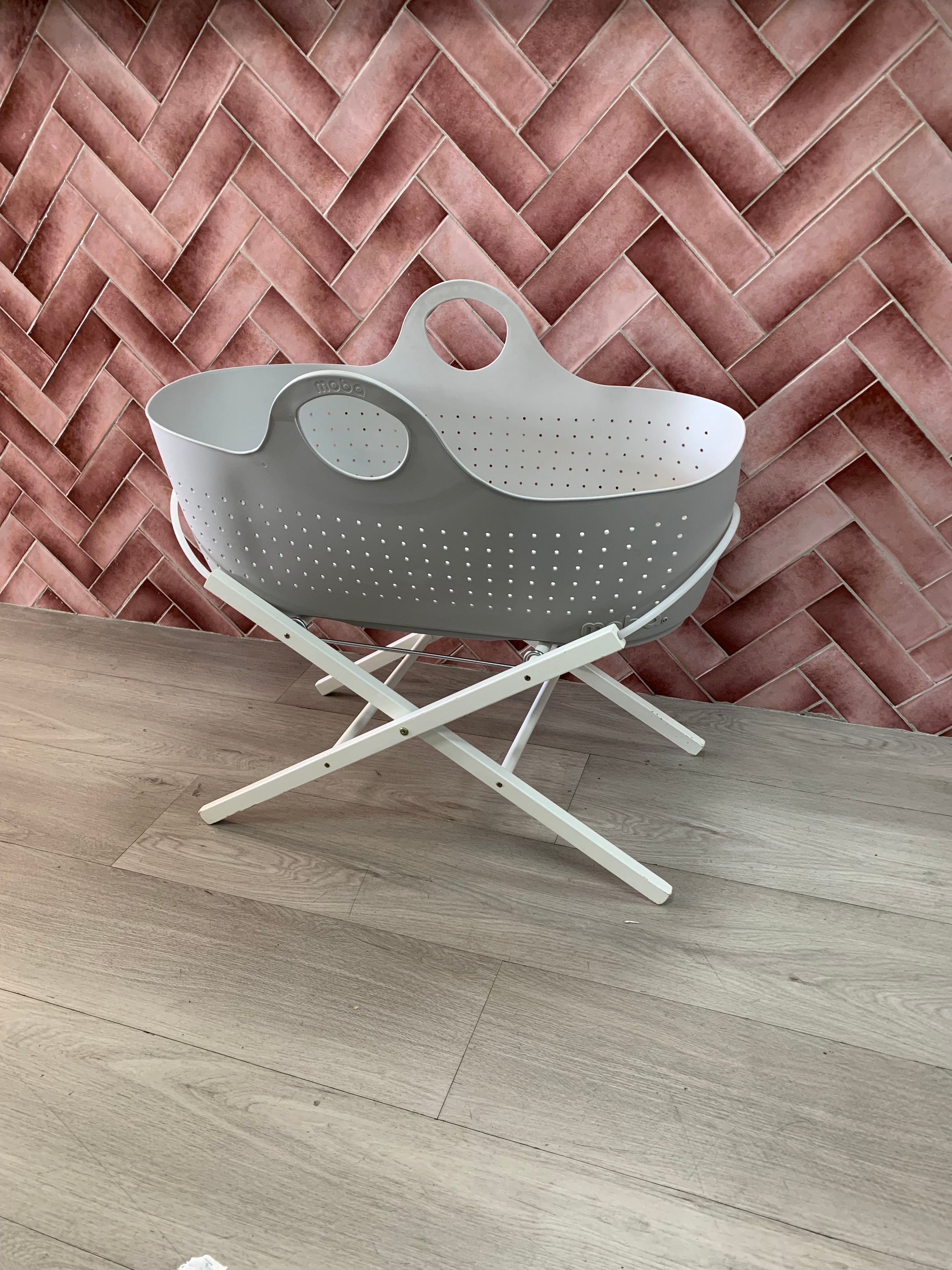 Moba Bassinet Moses Basket in Grey With White Rocking Stand