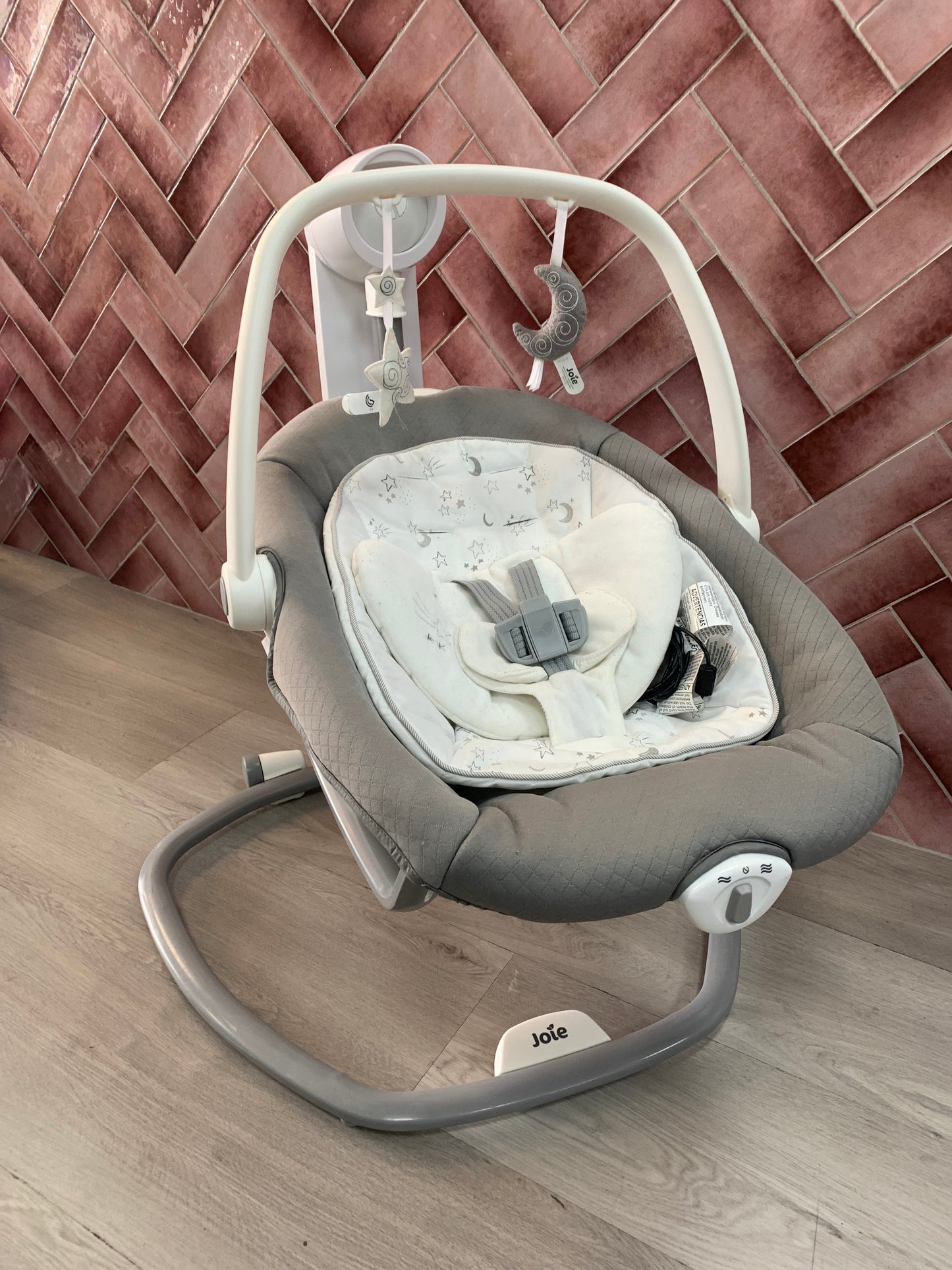 Joie Serina 2-in-1 Swing