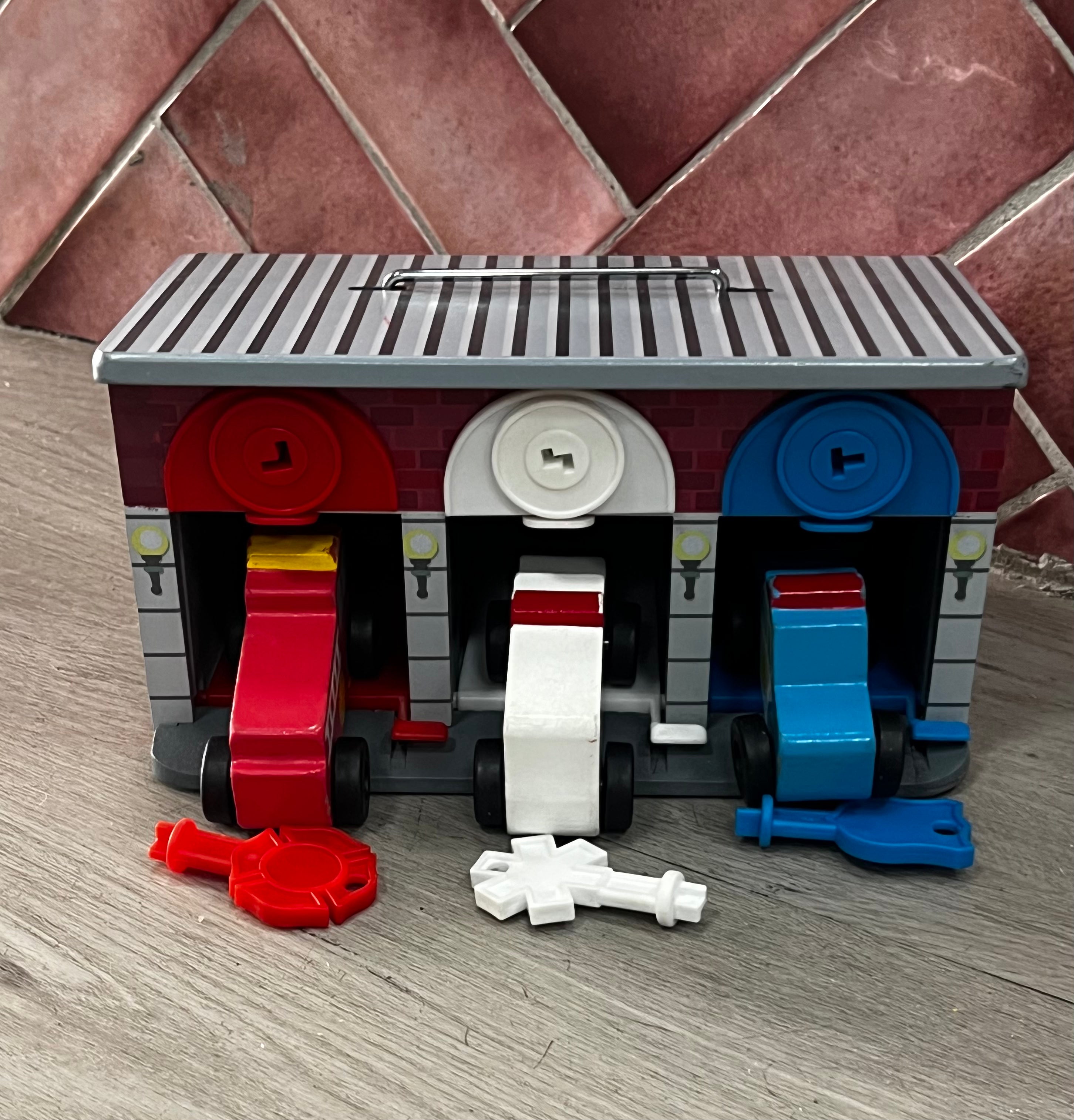 Melissa & Doug Keys and Cars Rescue Garage