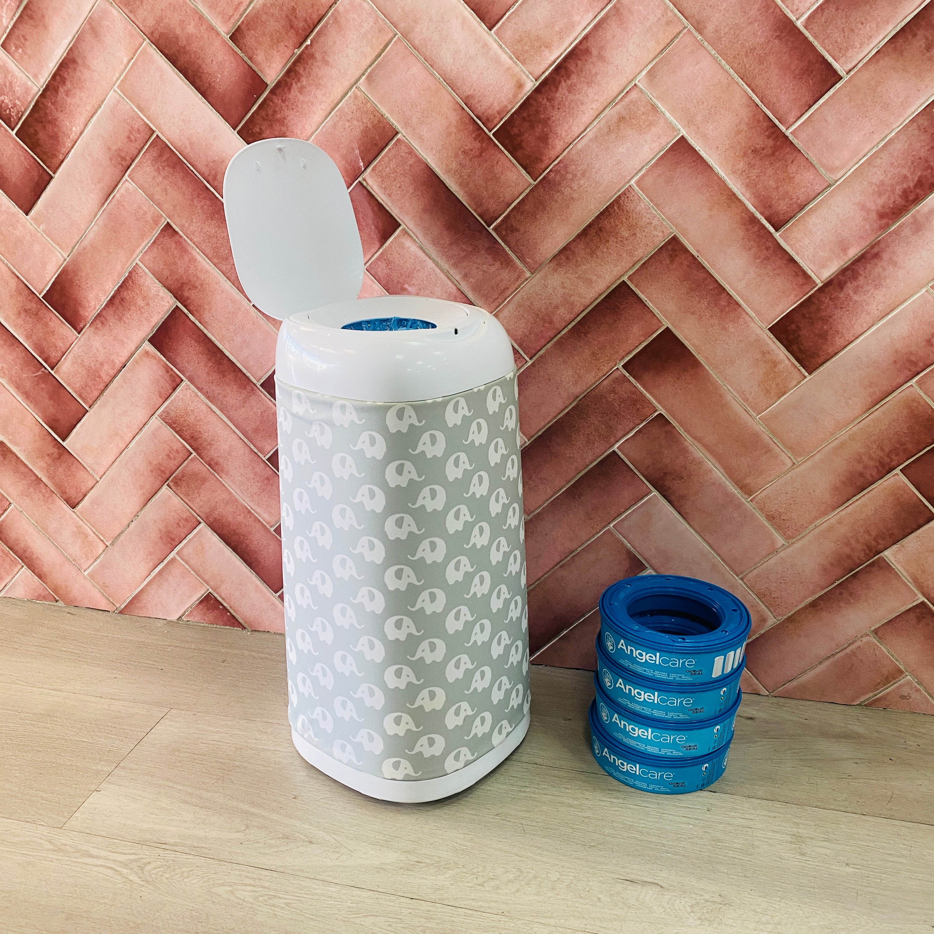 Angelcare Dress Up Nappy Bin and Compatible Refill Cassettes