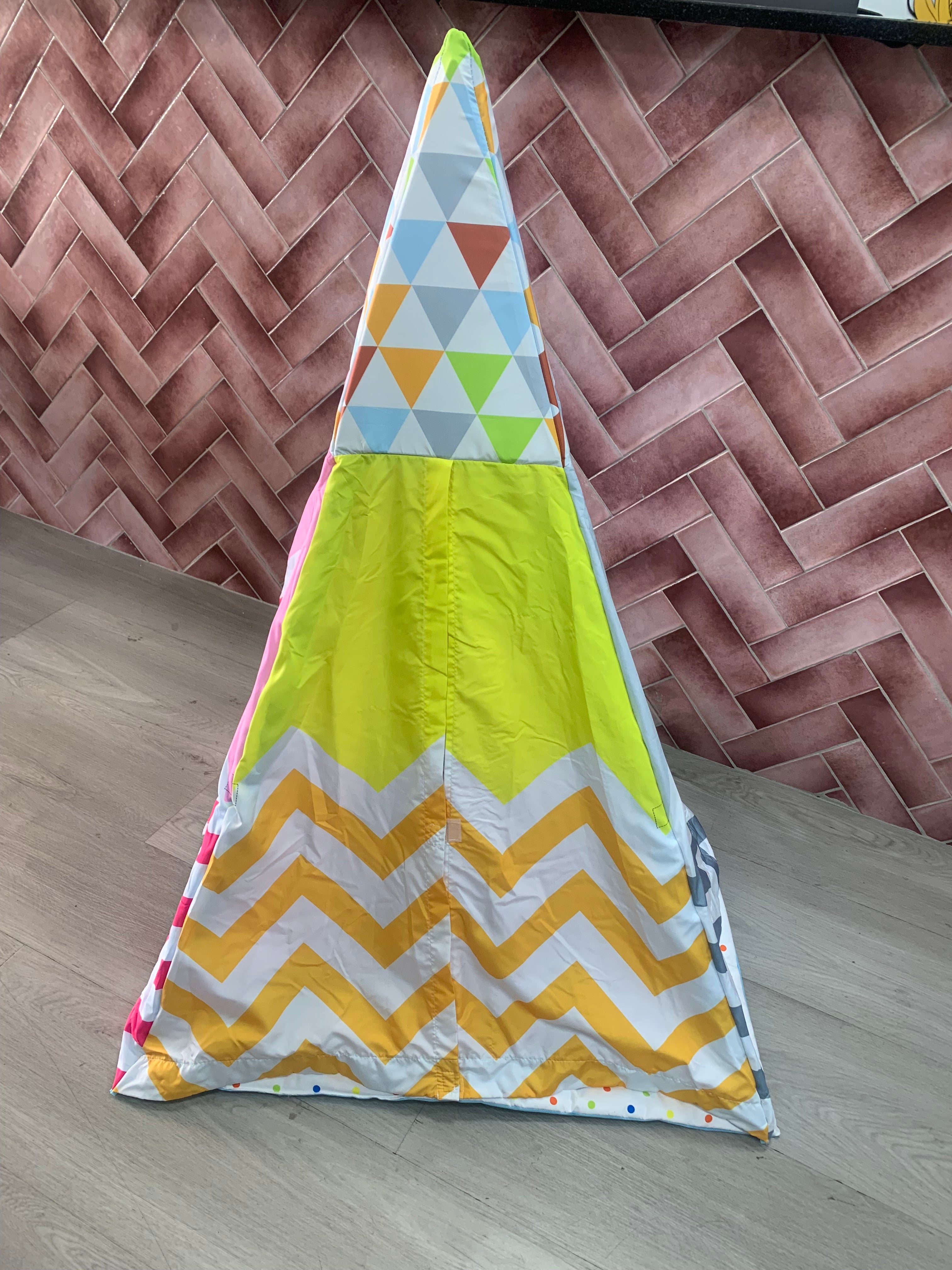 Snuggletime Grow-with-Me Teepee Activity Play Tent