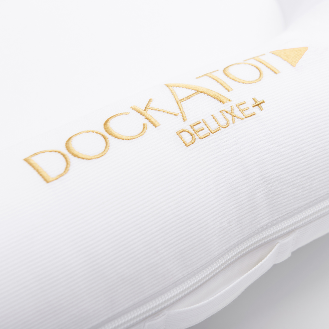 DockAtot Deluxe , 3 covers. Sleepyhead design, strawberry thief and white*