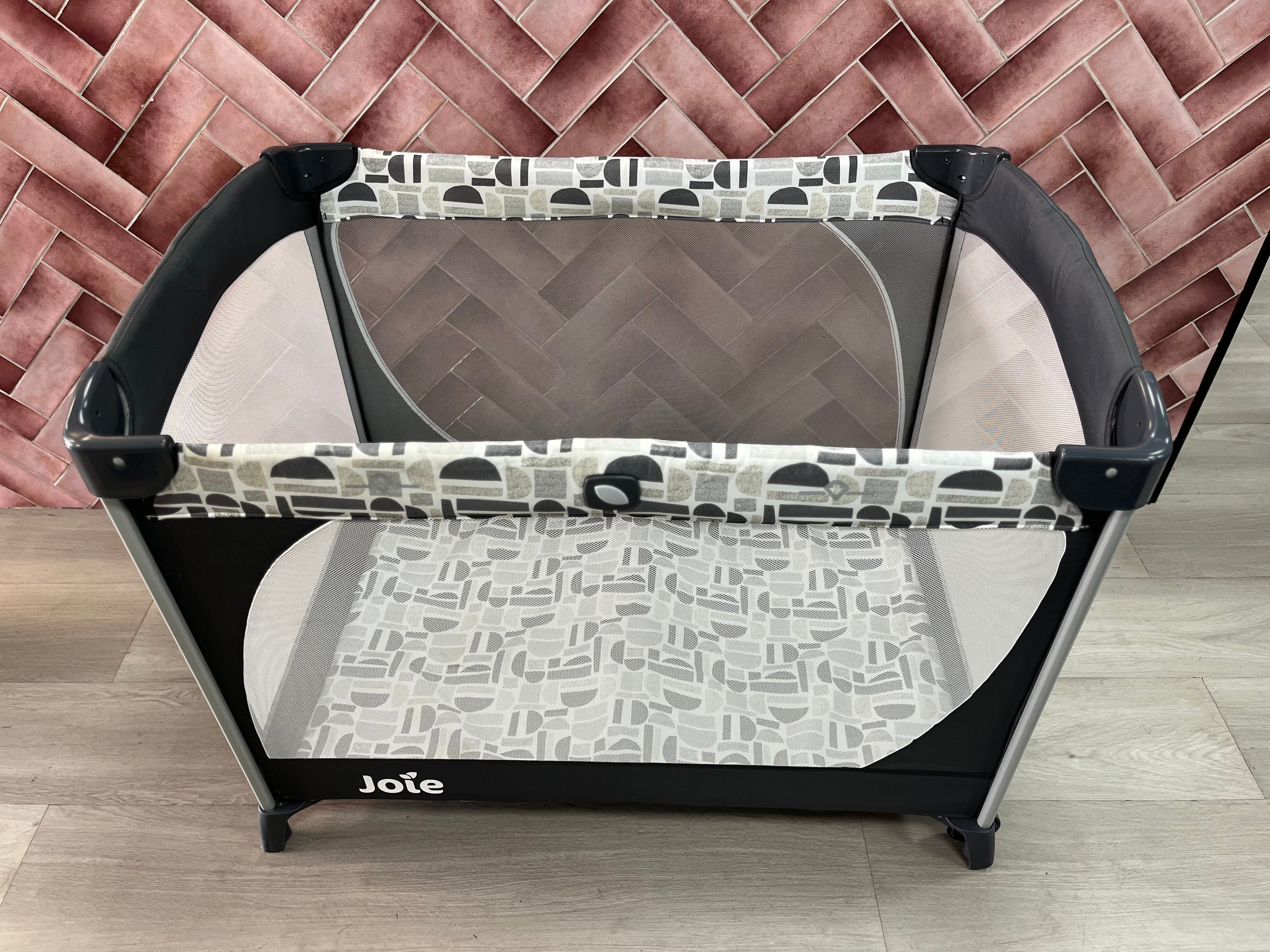 Joie Commuter Travel Cot