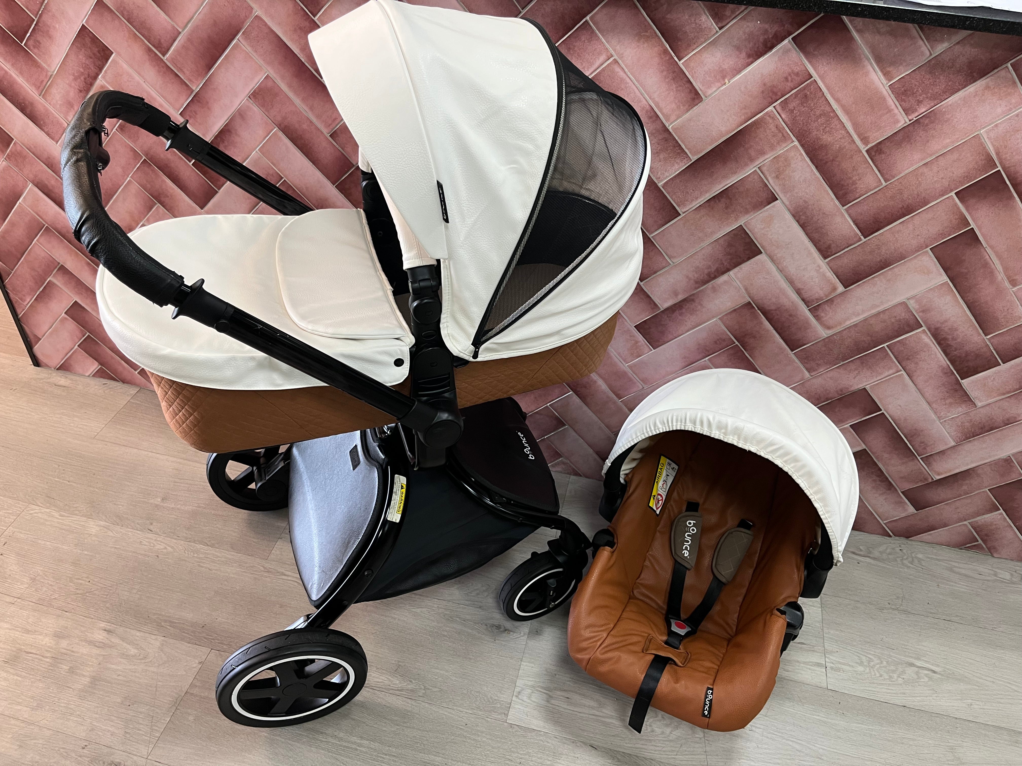 BOUNCE 4-IN-1 TRAVEL SYSTEM