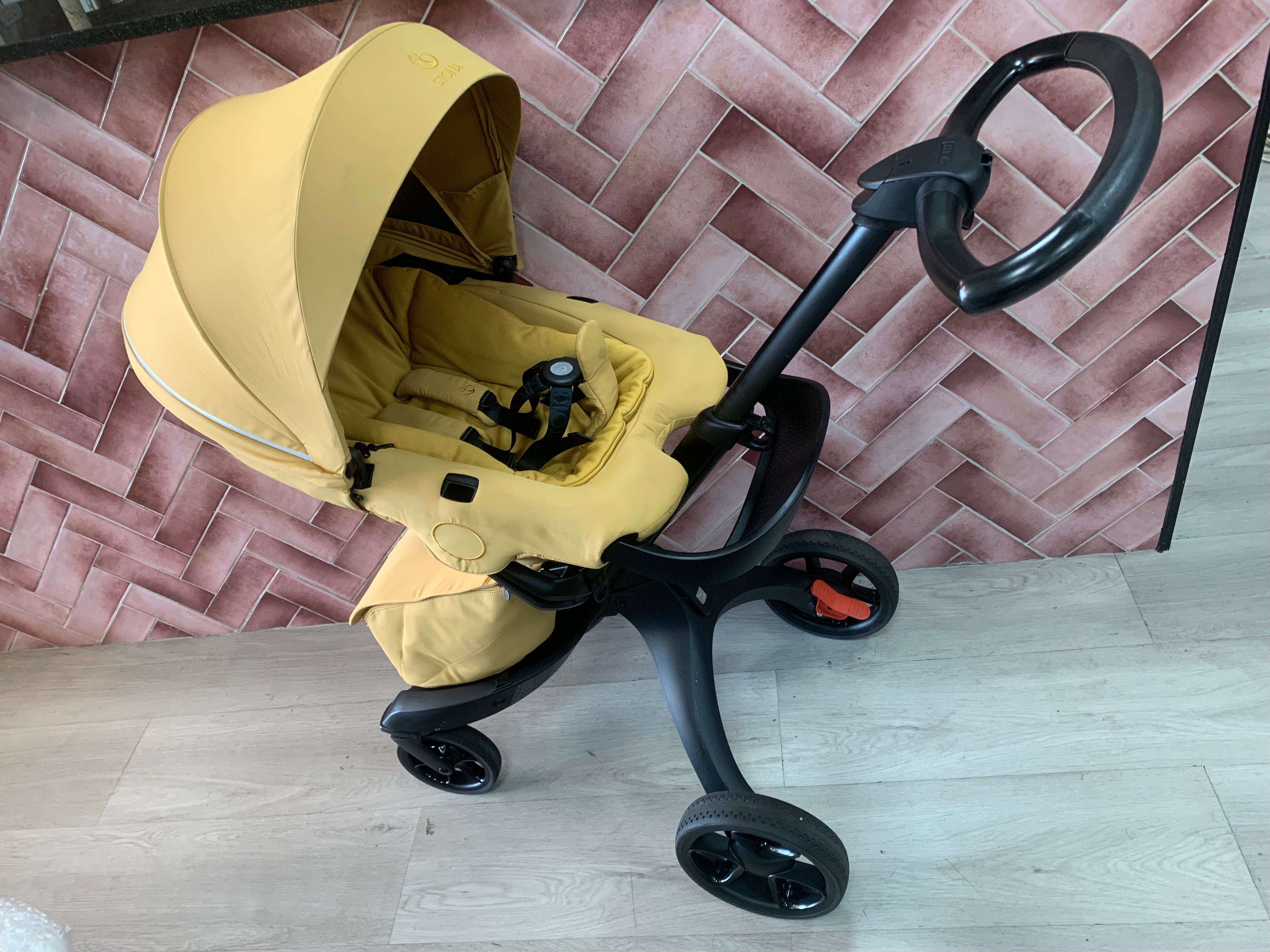 stokke xplory x golden yellow Stokke Xplory X