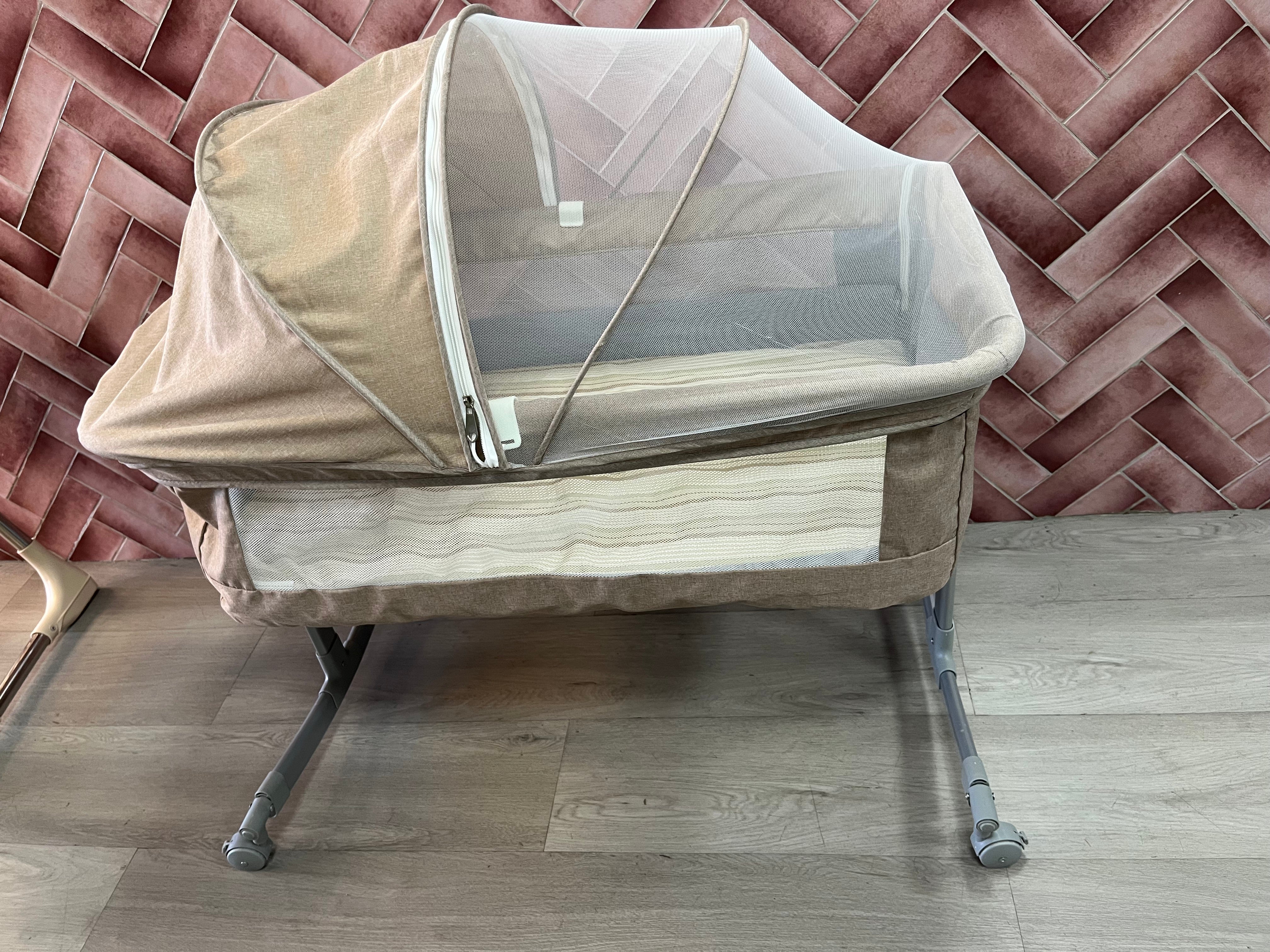Baby Co-Sleeper - Beige