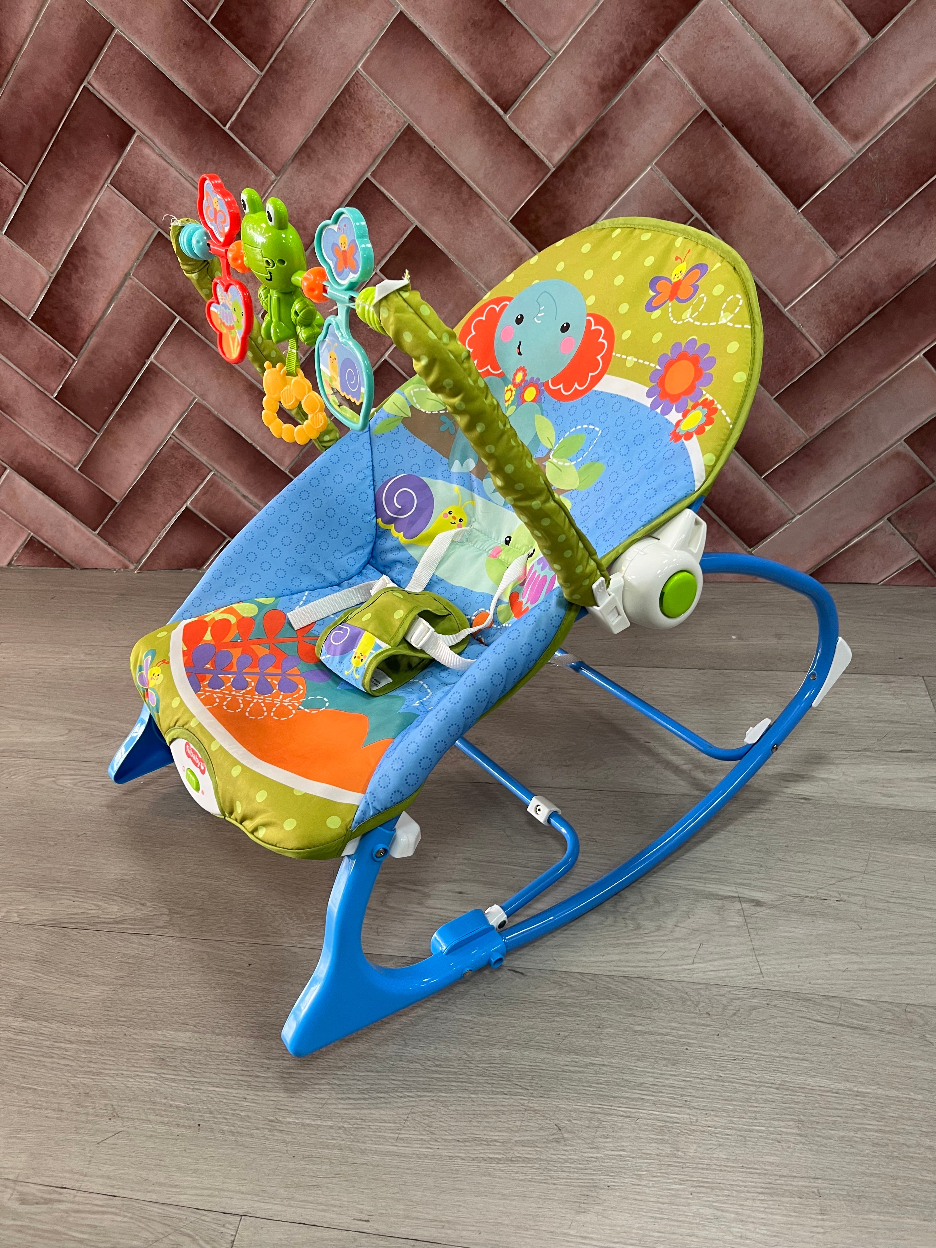 Tii Baby Newborn Rocker*