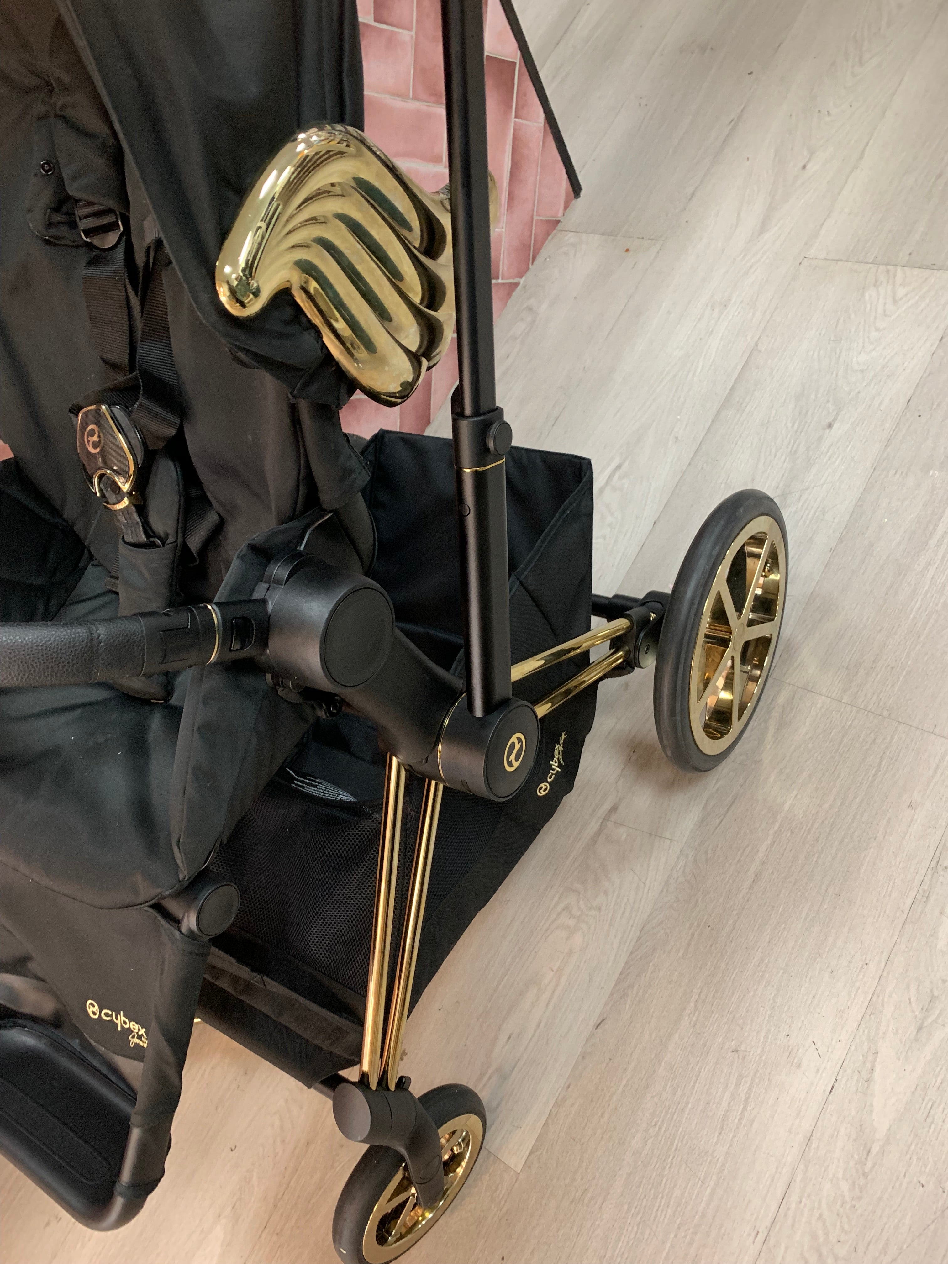 cybex priam stroller jeremy scott wings price Cybex Jeremy Scott Wings Priam GEN 4 – PR3LOVED
