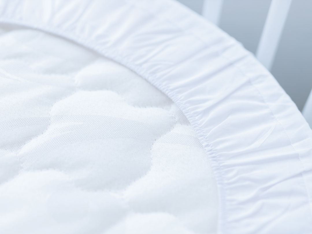 Brand New Oval Cot Fitted Sheet (Mini)