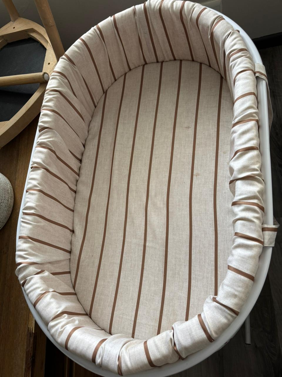 Delicious - monster Carry cot and rocker stand*