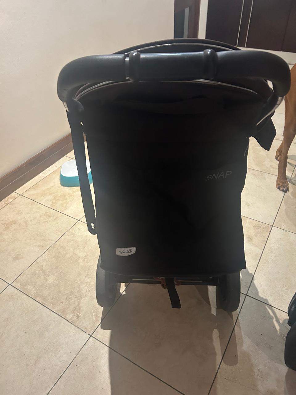 Valco snap pram with bassinet*