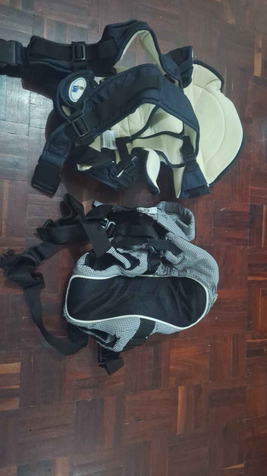 Baby Leo 3 position Carrier