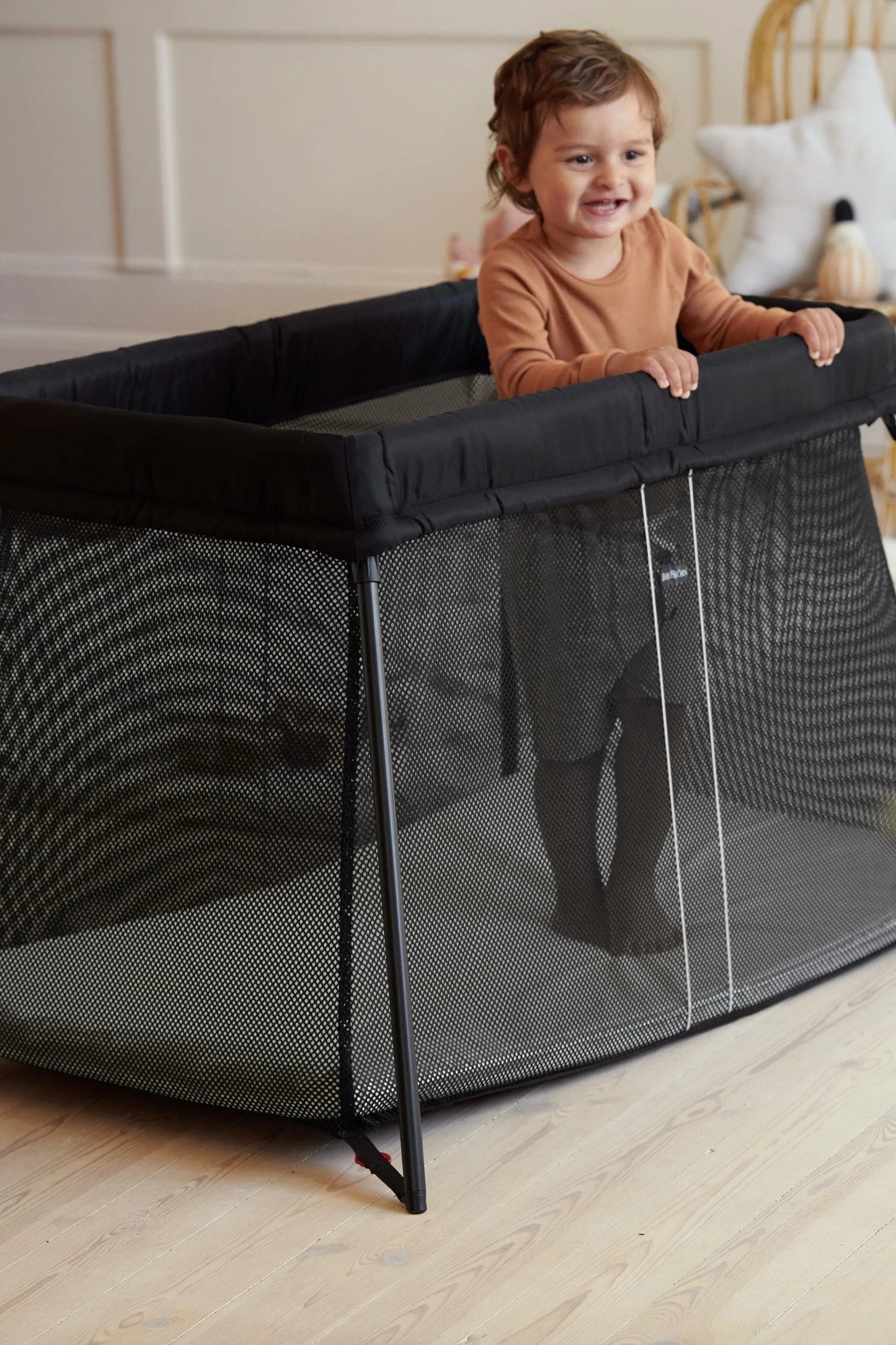 BabyBjörn Travel Crib