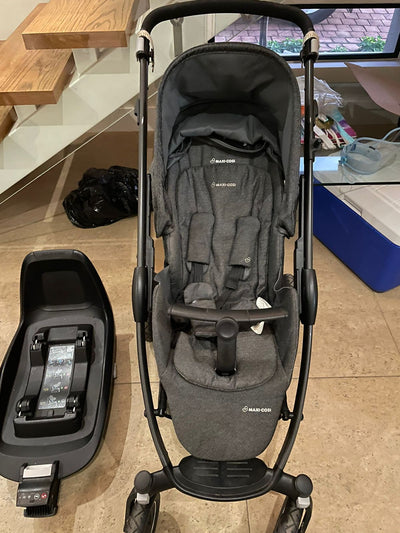Maxi-Cosi Pebble Car Chair, Isofix and Maxi Cosi Stella Pram